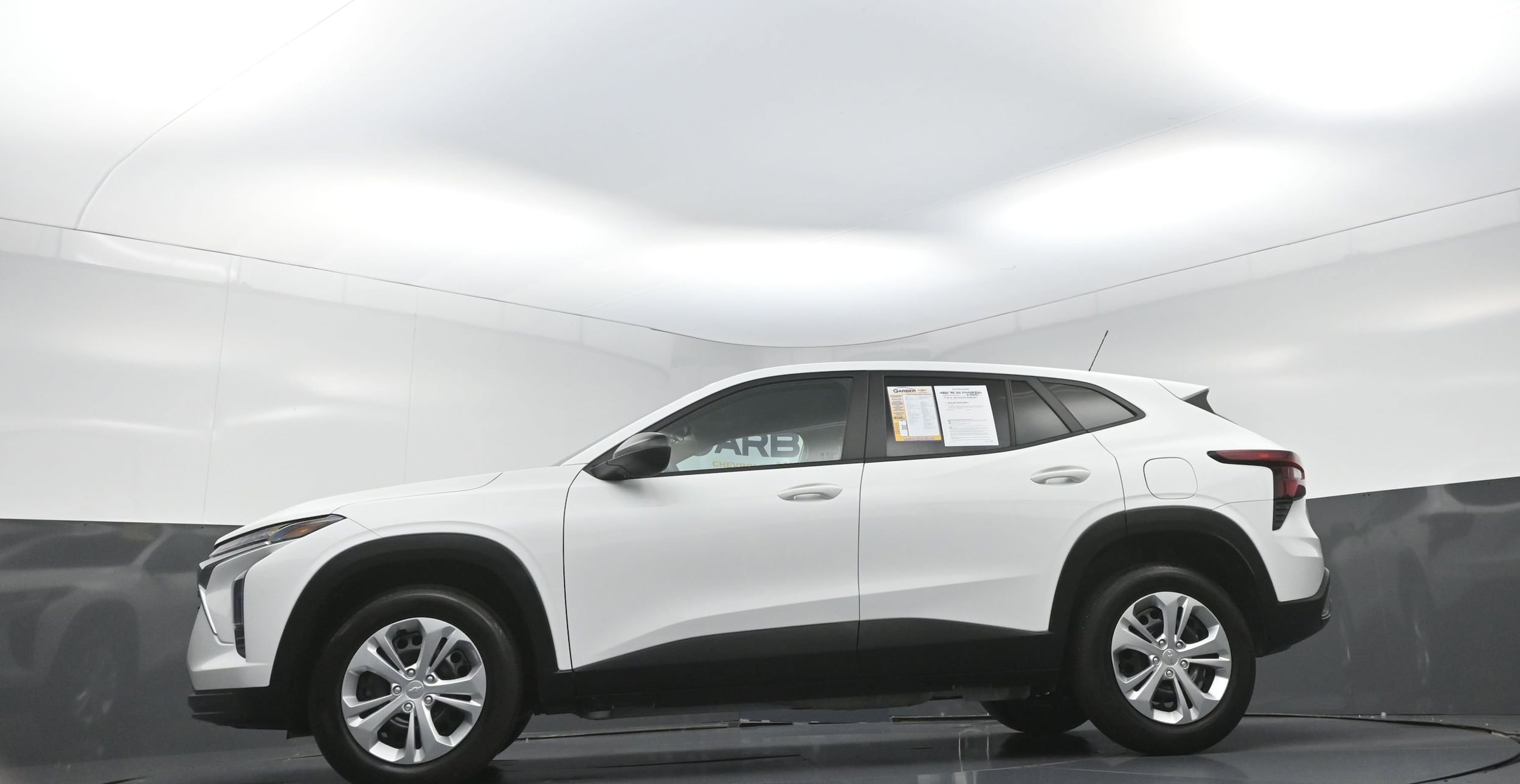 2024 Chevrolet Trax LS - Photo 11