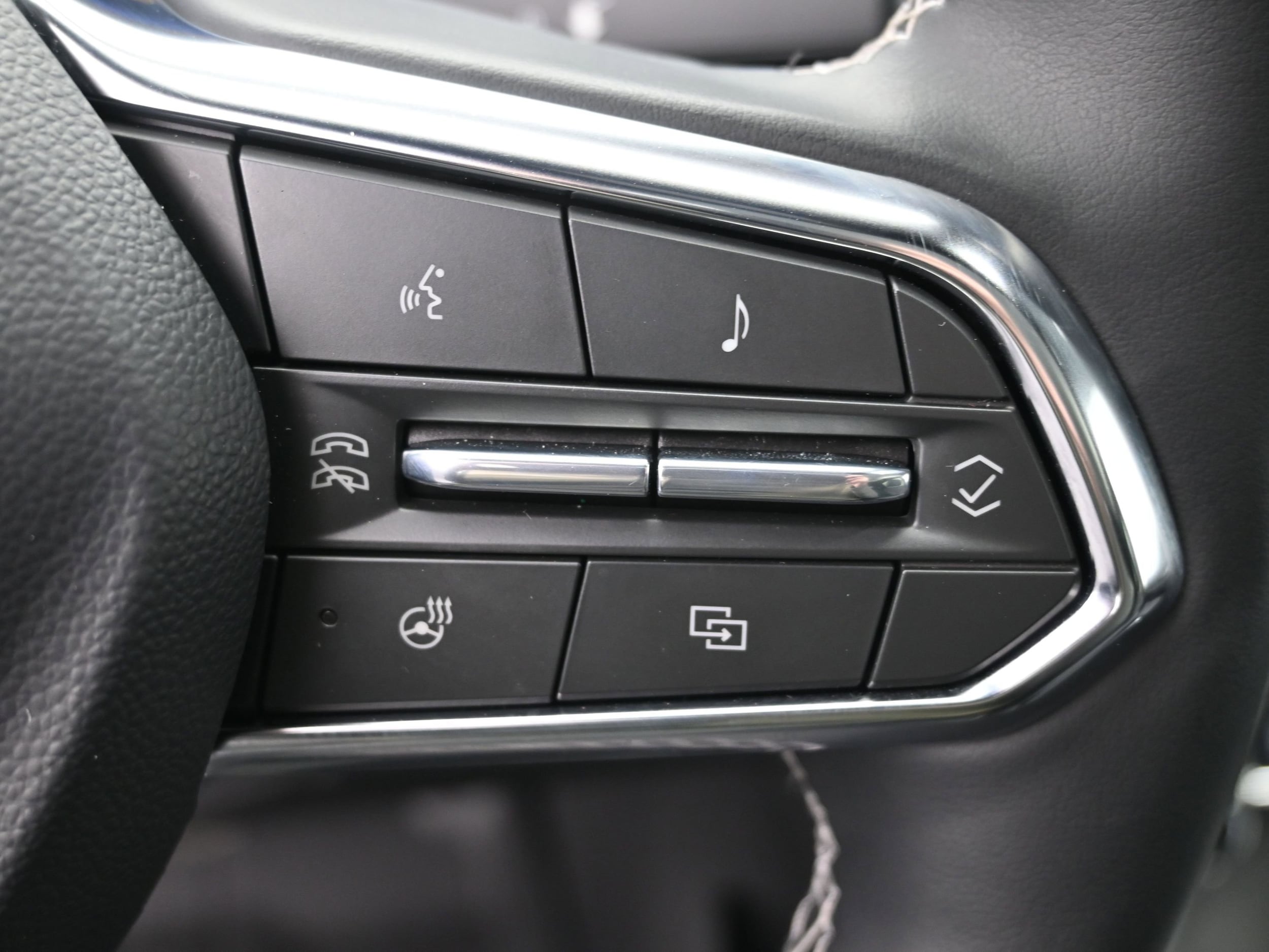 2026 Chevrolet Silverado EV LT - Photo 31