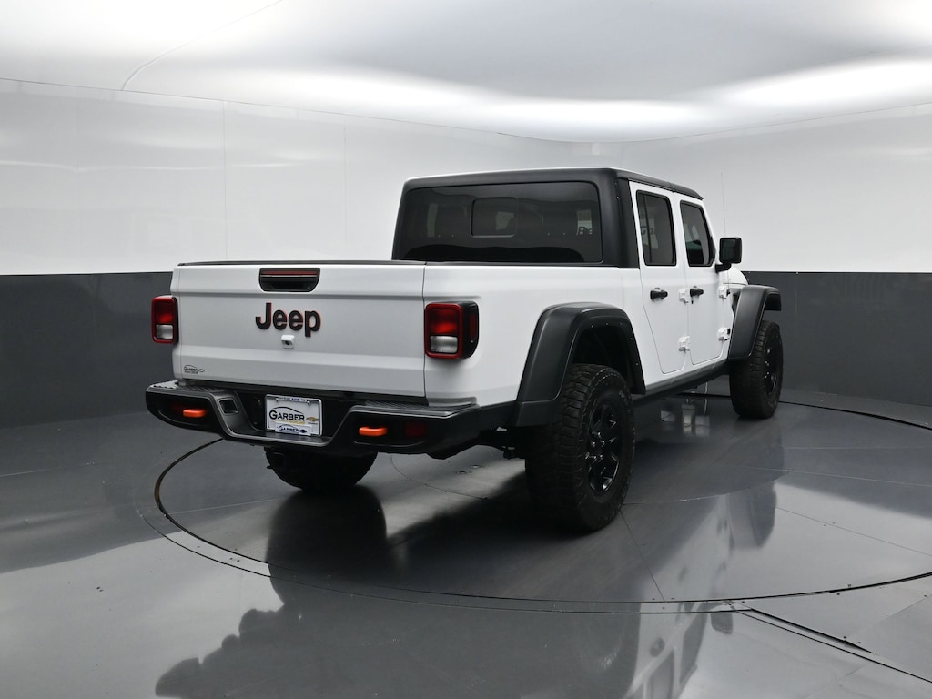 Used 2022 Jeep Gladiator Mojave Truck Crew Cab