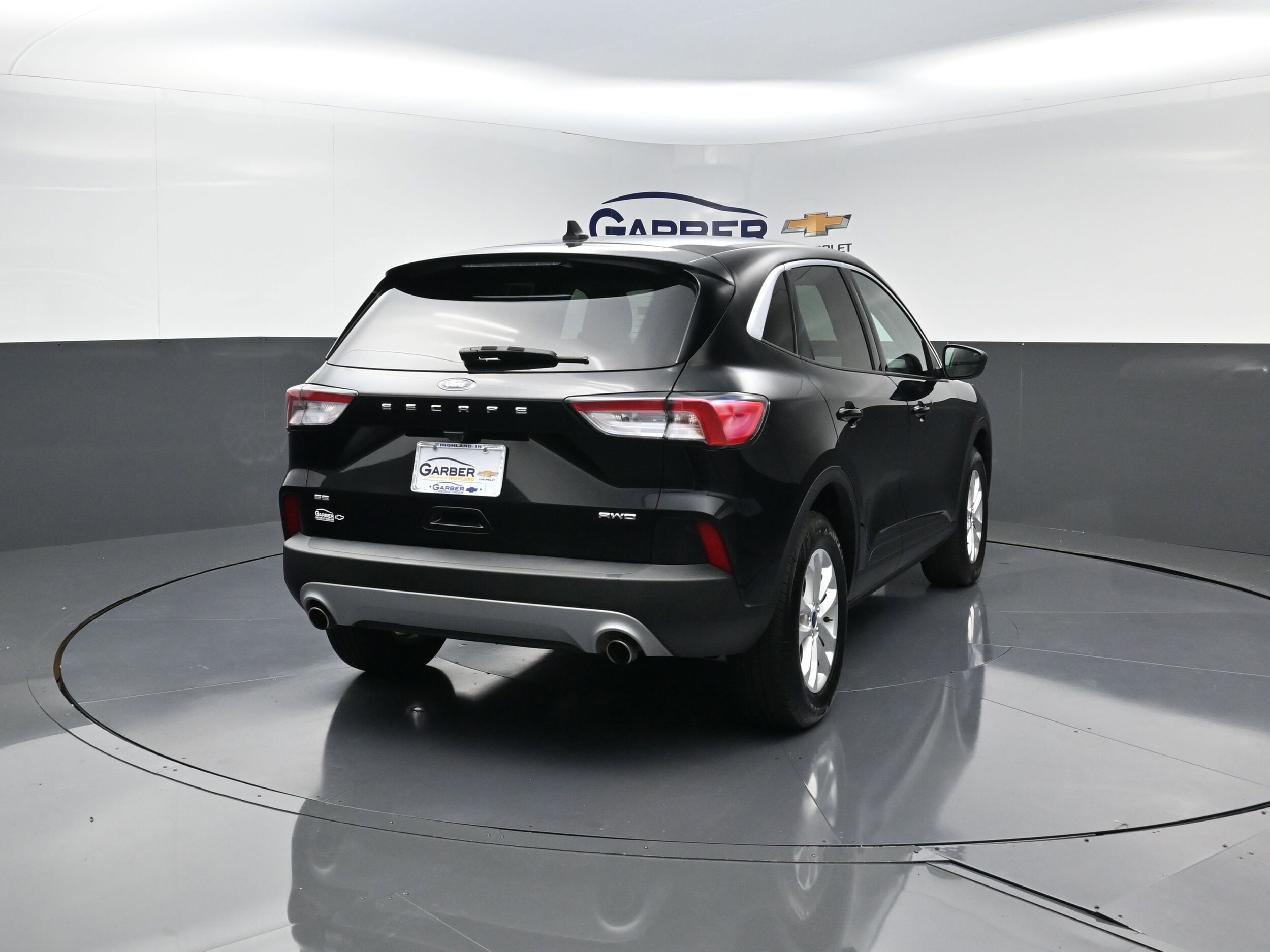 2022 Ford Escape SE photo 3