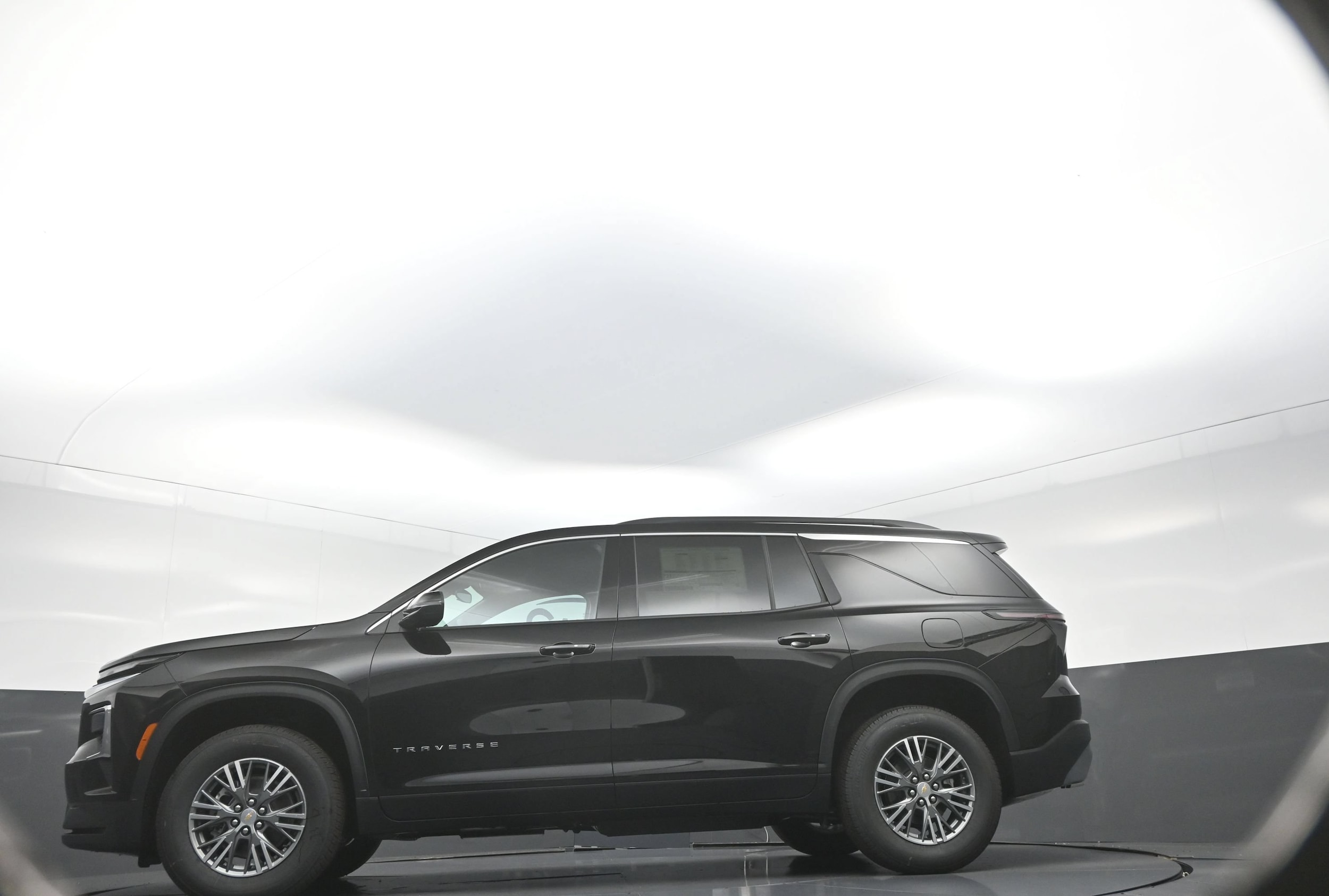 2026 Chevrolet Traverse LT - Photo 11