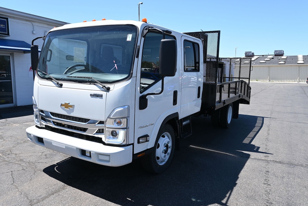 New 2025 Chevrolet Low Cab Forward 4500 HG 2WD Crew Cab 150 Truck