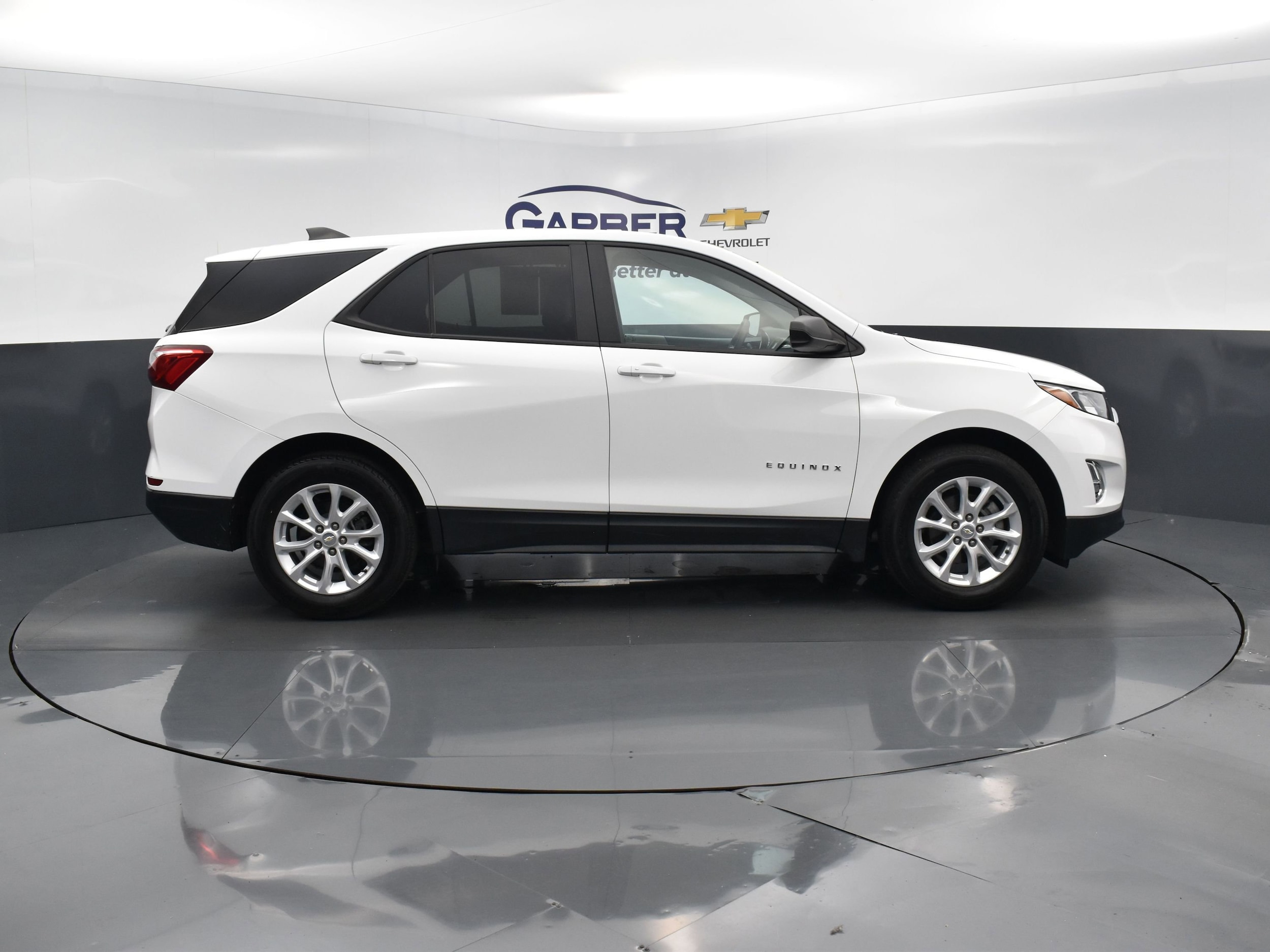 Used 2021 Chevrolet Equinox LS with VIN 3GNAXHEV9MS133400 for sale in Highland, IN