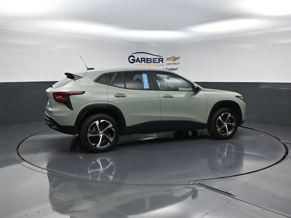 Used 2024 Chevrolet Trax 1RS SUV