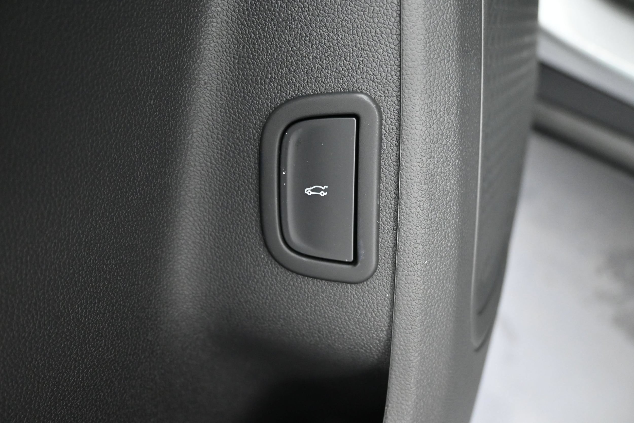 2027 Chevrolet Traverse LT - Photo 25