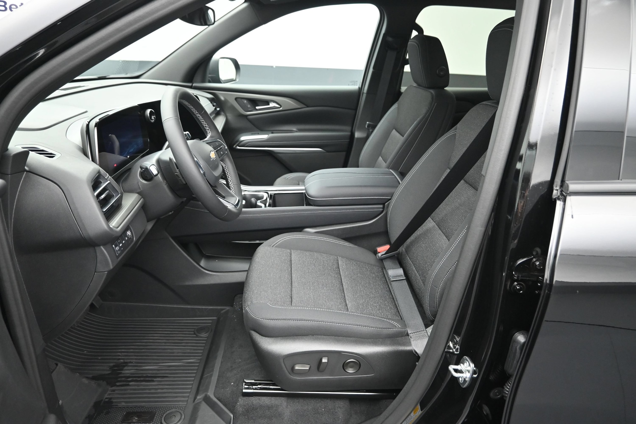 2026 Chevrolet Traverse LT - Photo 20