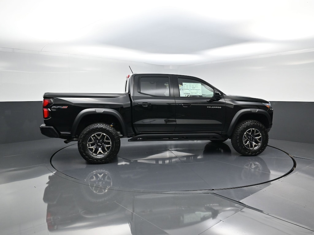 New 2026 Chevrolet Colorado ZR2 Truck