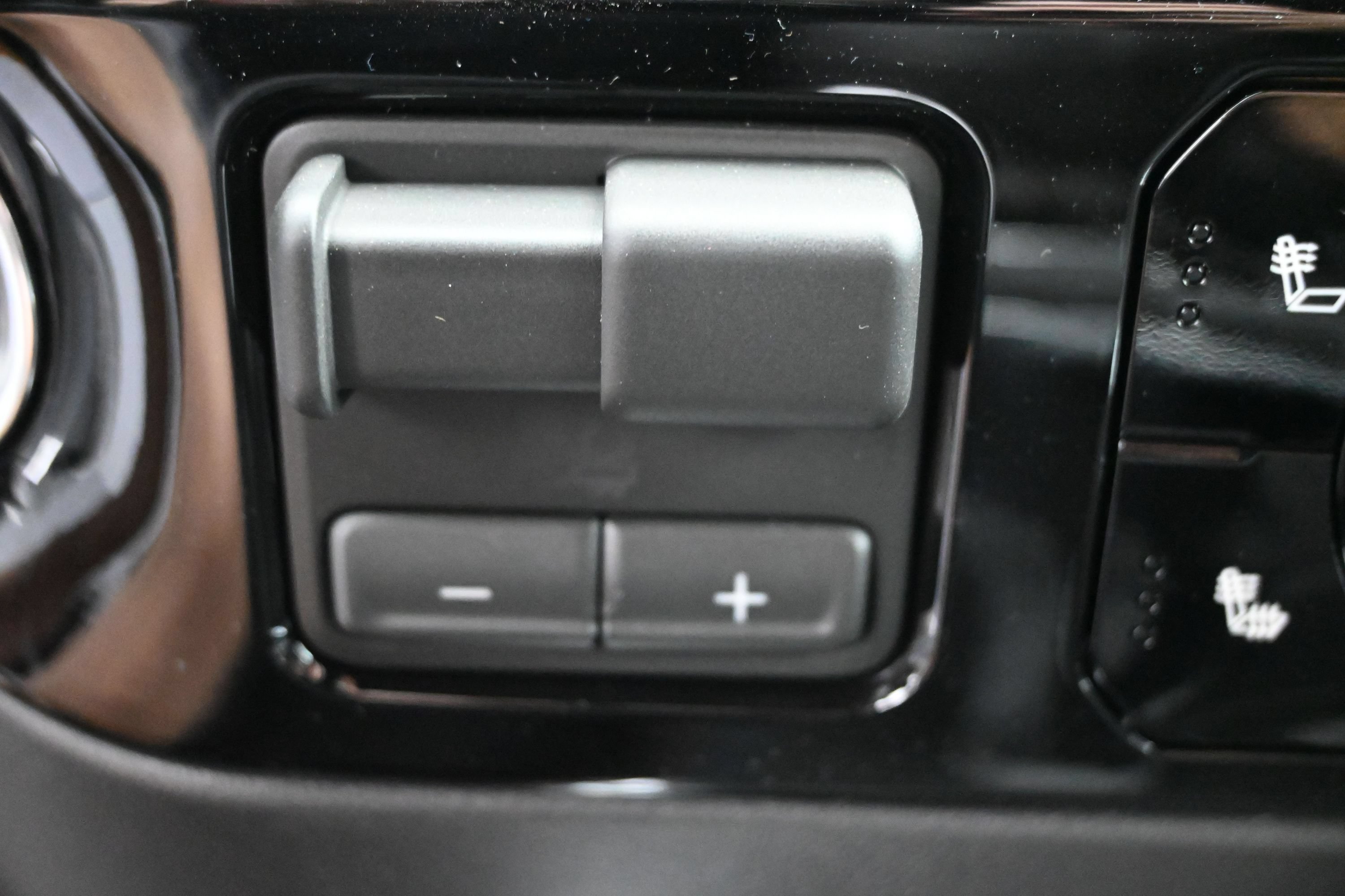 2026 Chevrolet Silverado 1500 LT - Photo 42