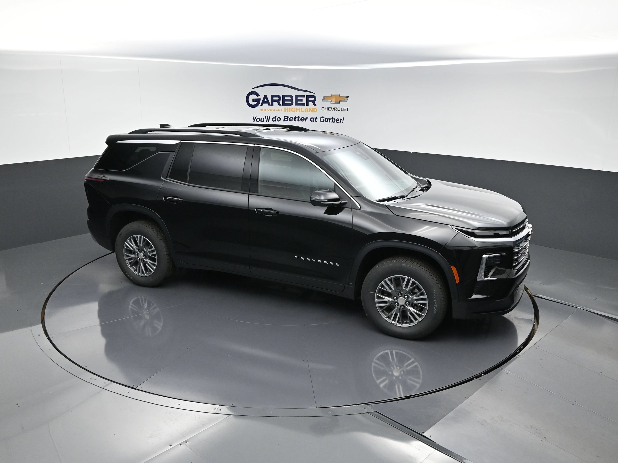 2027 Chevrolet Traverse LT - Photo 14