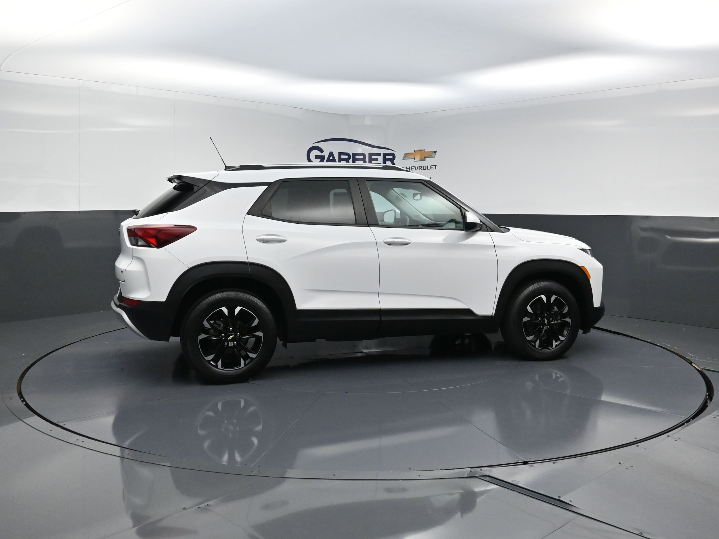 Used 2022 Chevrolet Trailblazer LT with VIN KL79MPSL7NB126103 for sale in Highland, IN
