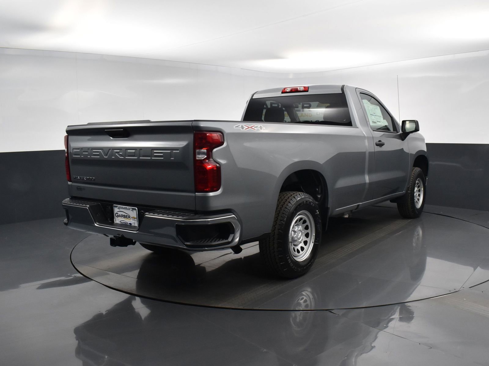 2025 Chevrolet Silverado 1500 photo 3