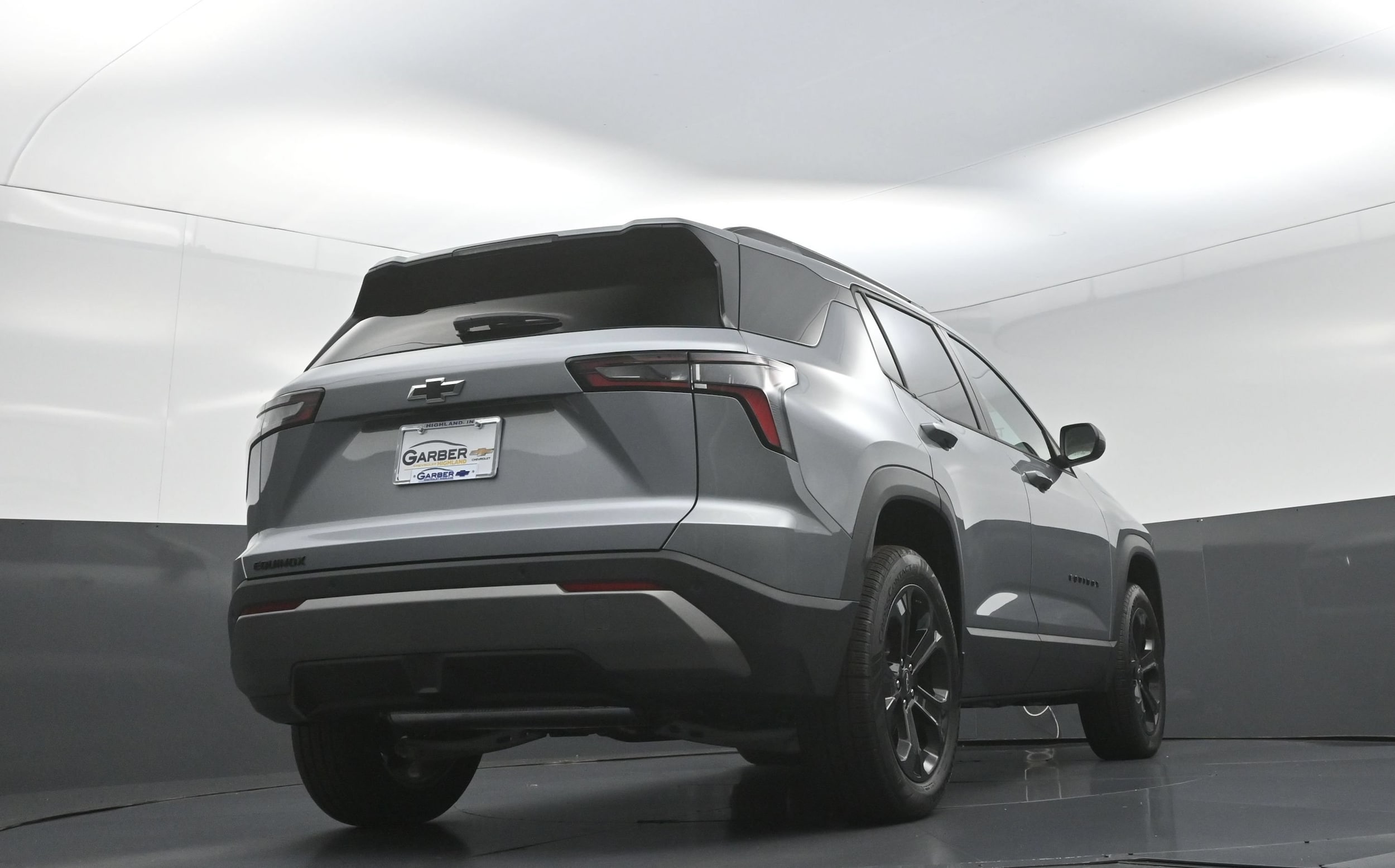 2027 Chevrolet Equinox LT - Photo 11