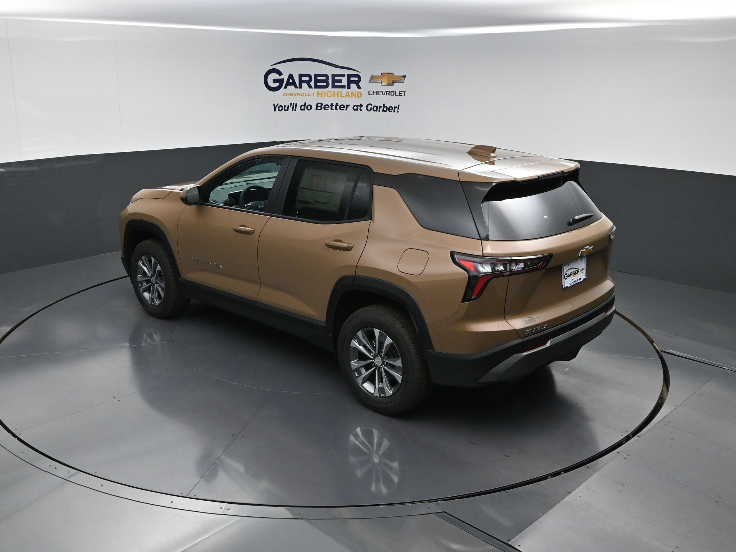 2027 Chevrolet Equinox LT - Photo 13