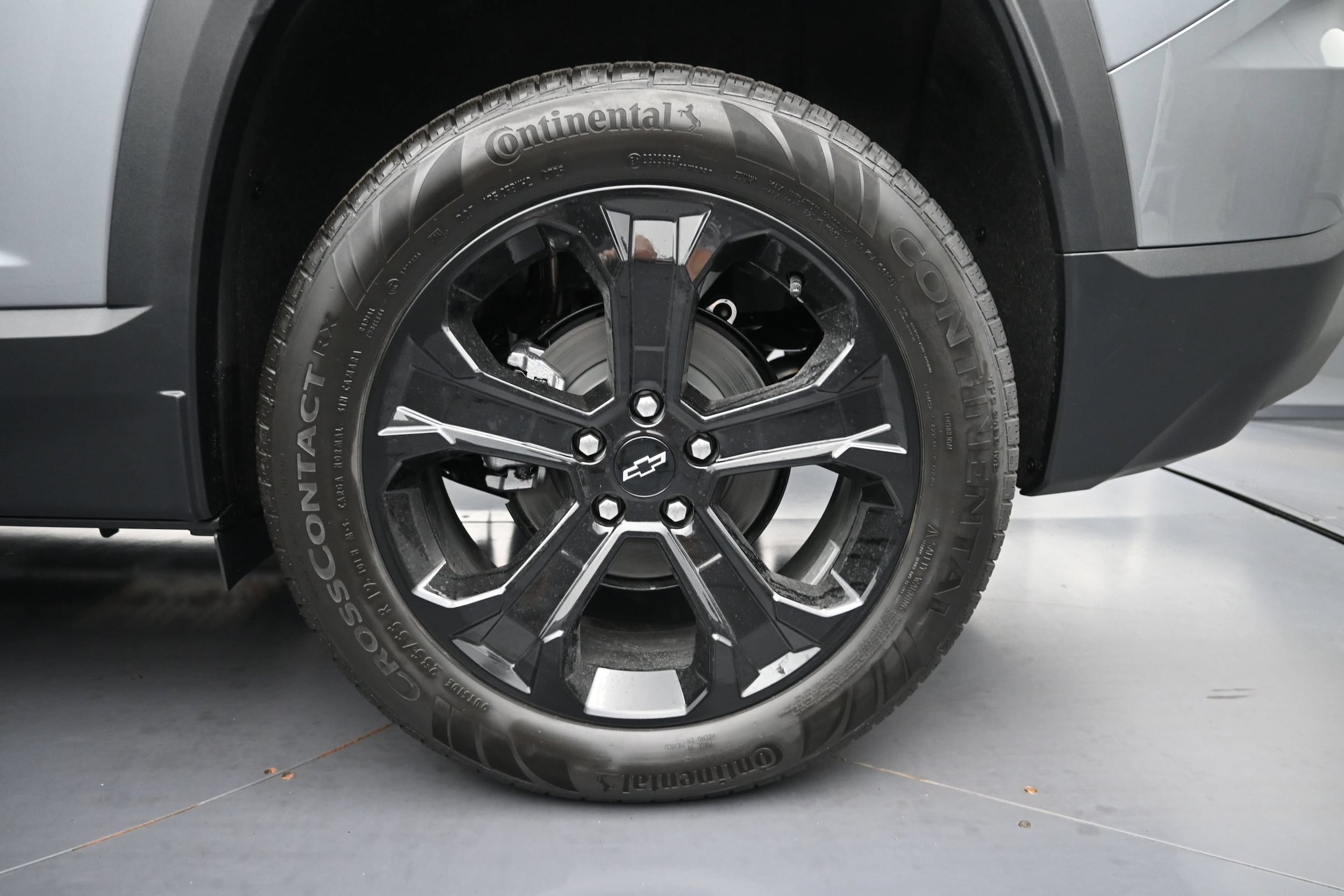 2027 Chevrolet Equinox LT - Photo 52