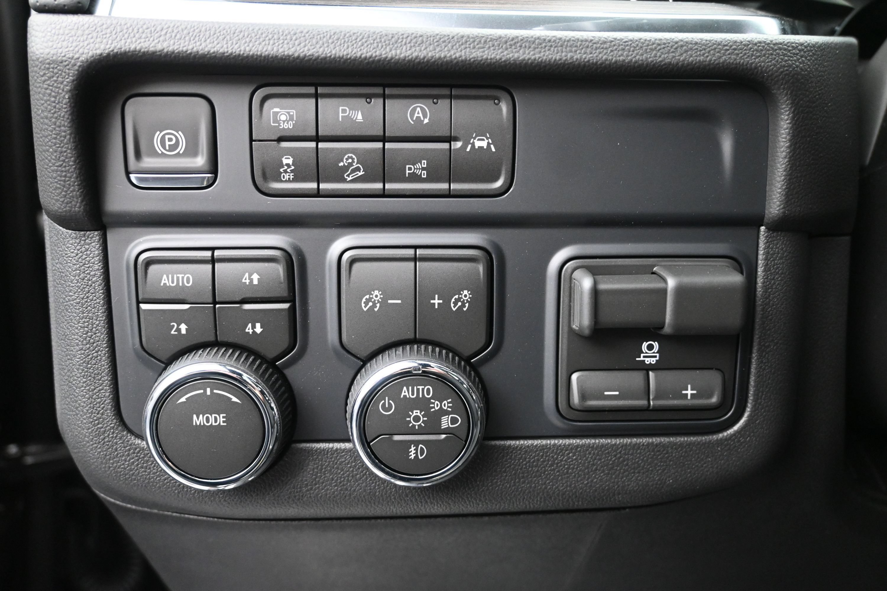 2026 Chevrolet Tahoe Premier - Photo 27