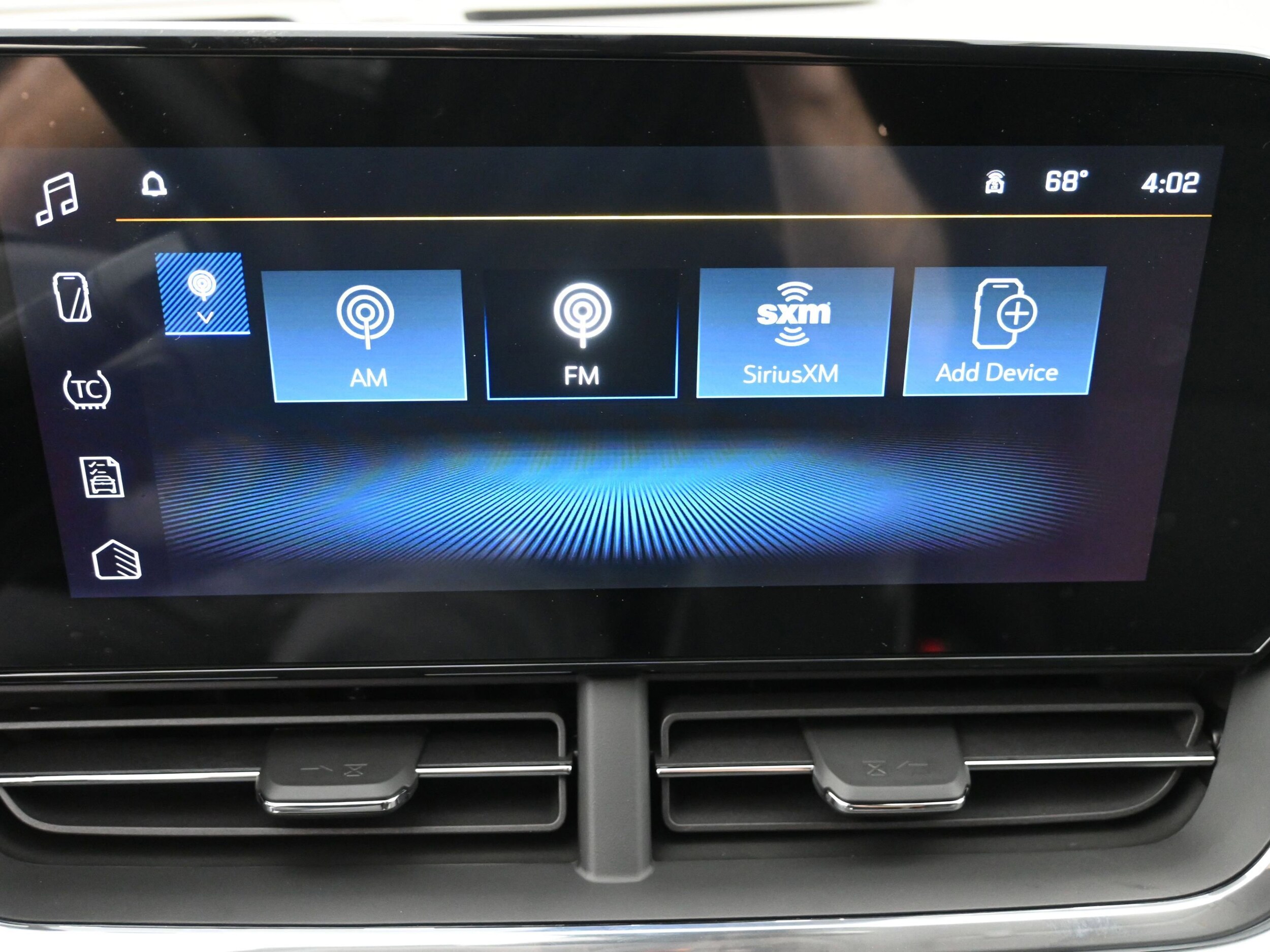 2026 Chevrolet Trax LT - Photo 32