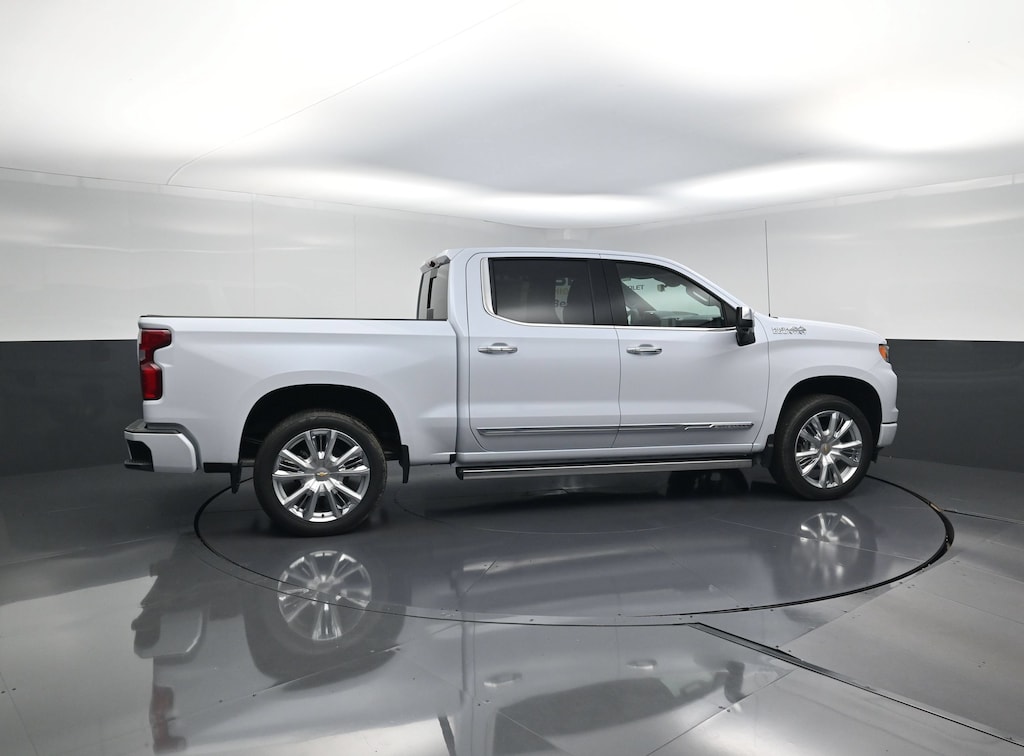 New 2026 Chevrolet Silverado 1500 High Country Truck