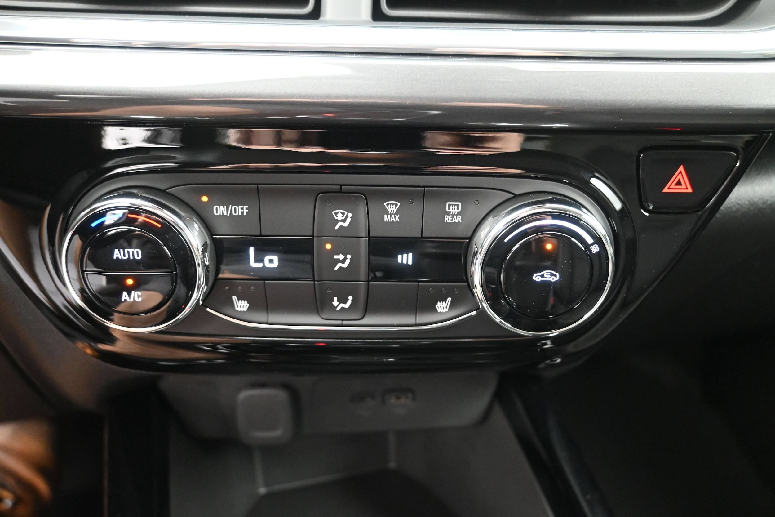 2026 Chevrolet Trax Activ - Photo 38