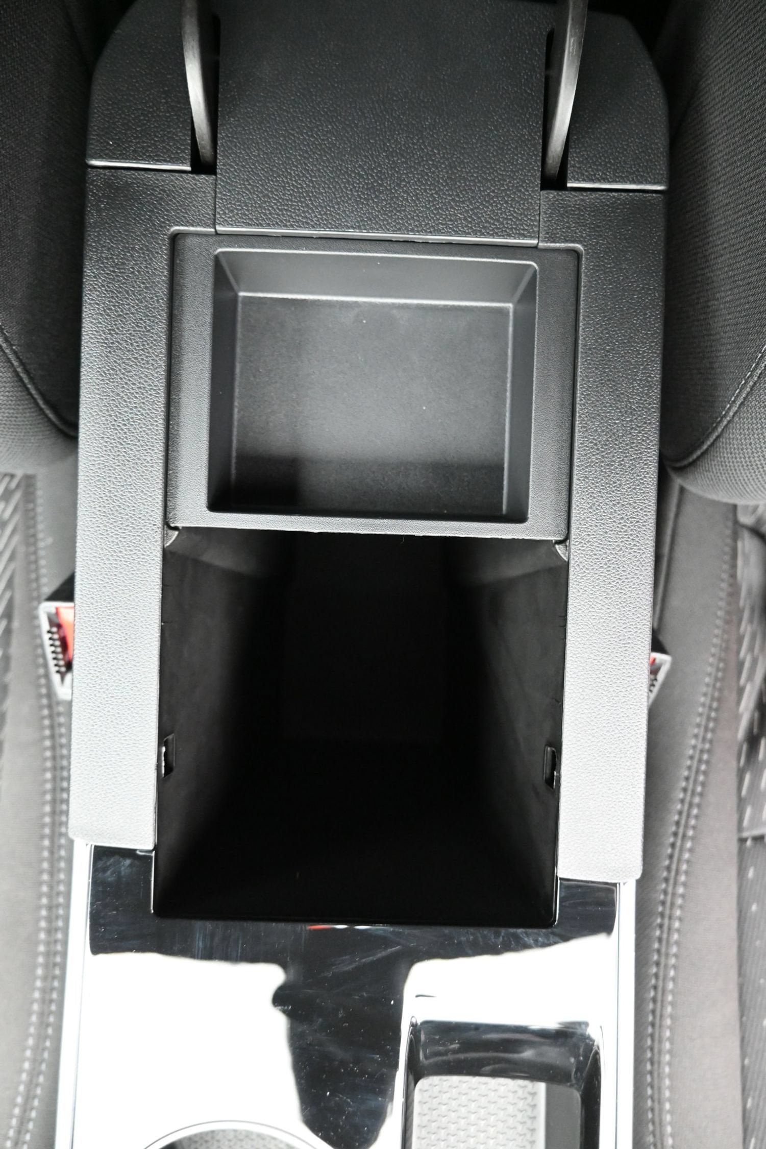 2027 Chevrolet Equinox LT - Photo 42