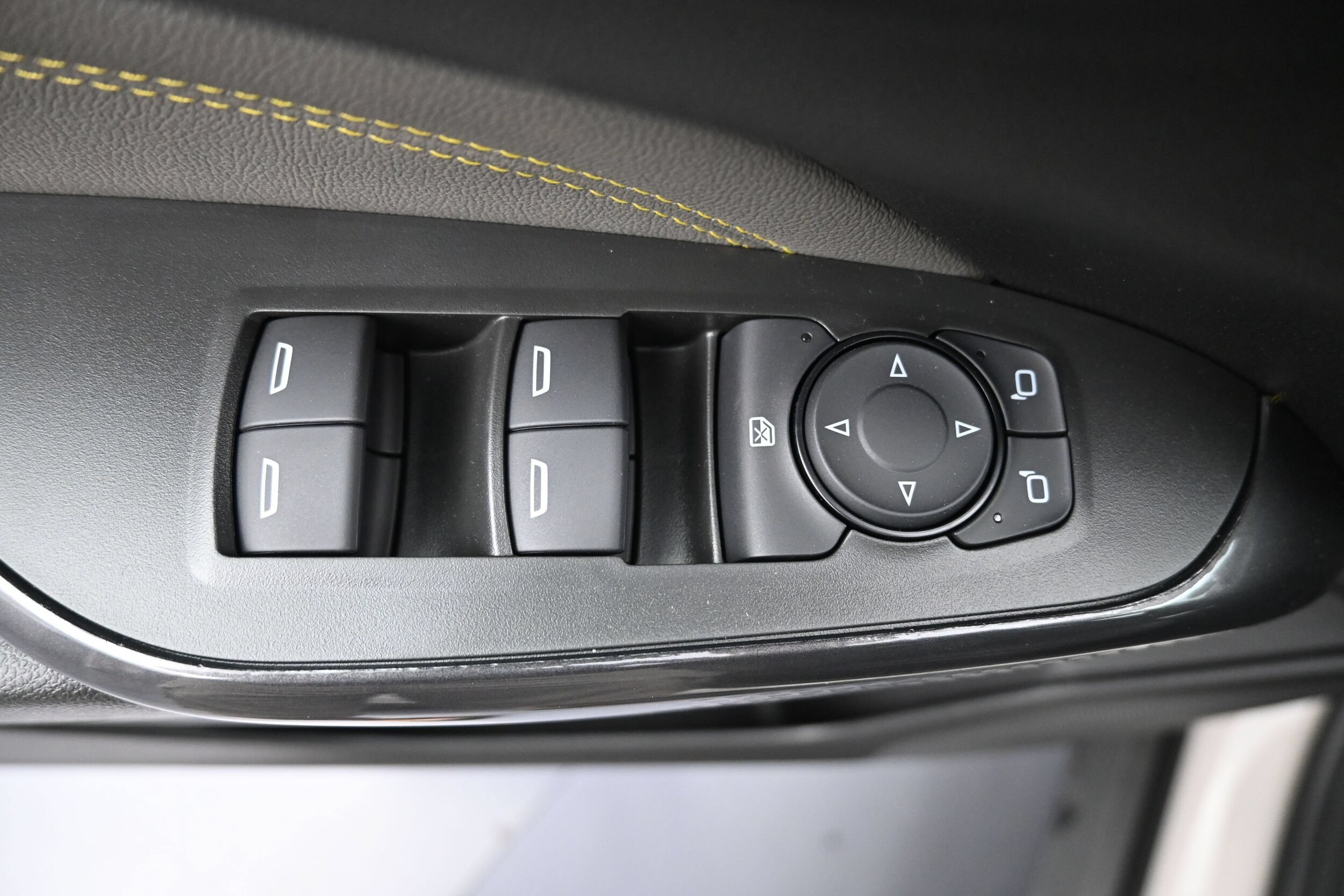 2026 Chevrolet Trax Activ - Photo 25