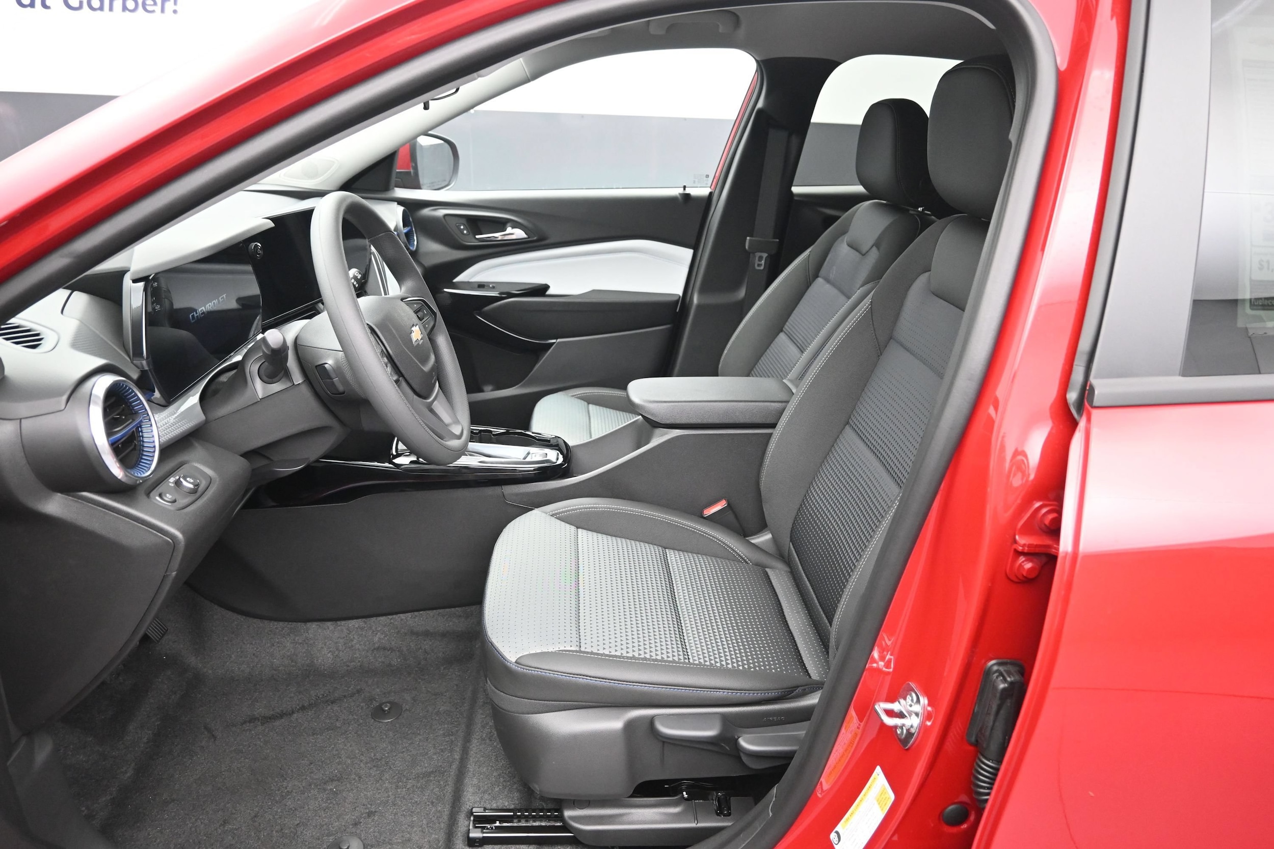 2026 Chevrolet Trax LT - Photo 19