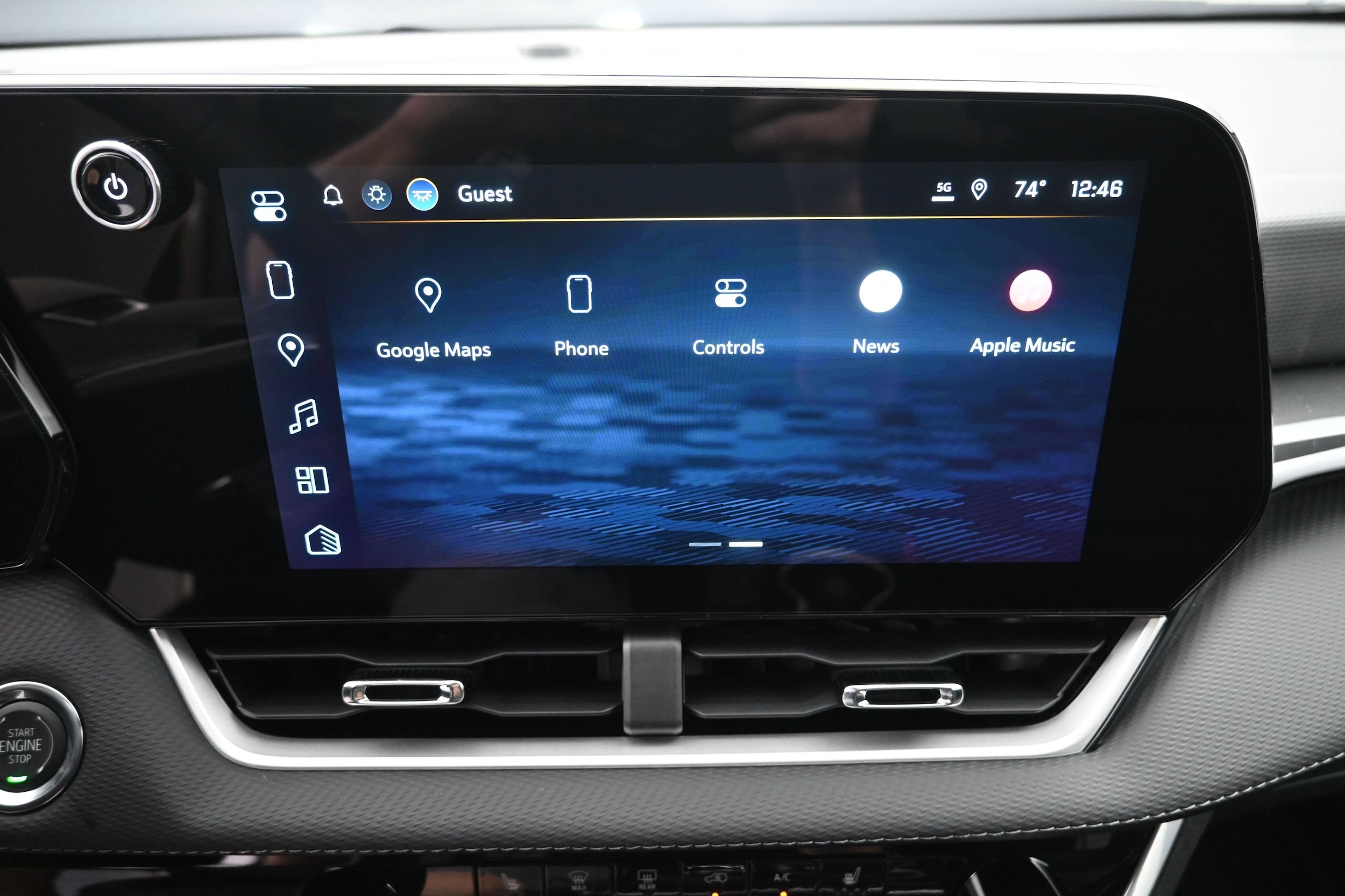 2027 Chevrolet Equinox LT - Photo 33