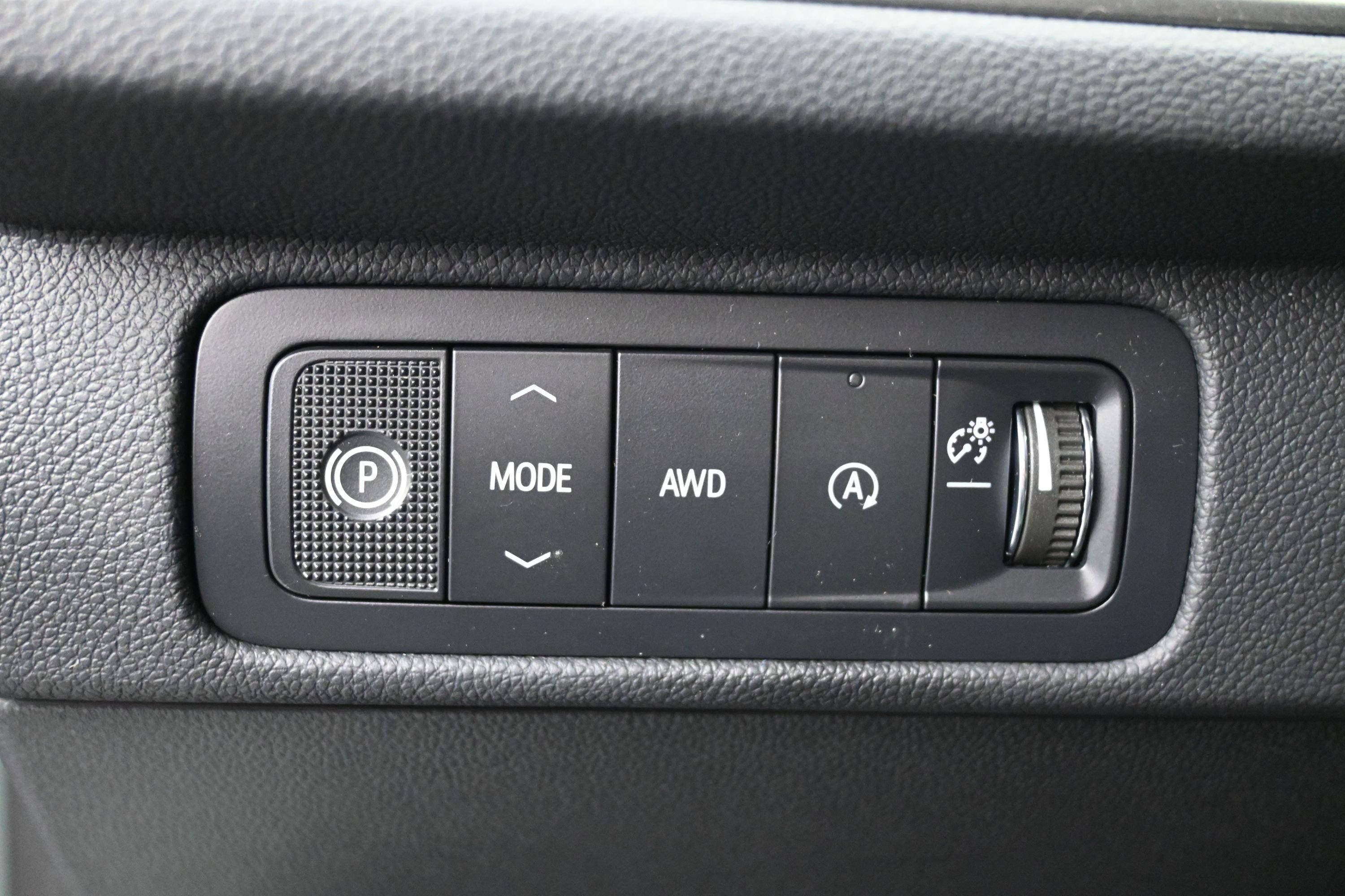 2027 Chevrolet Traverse LT - Photo 24