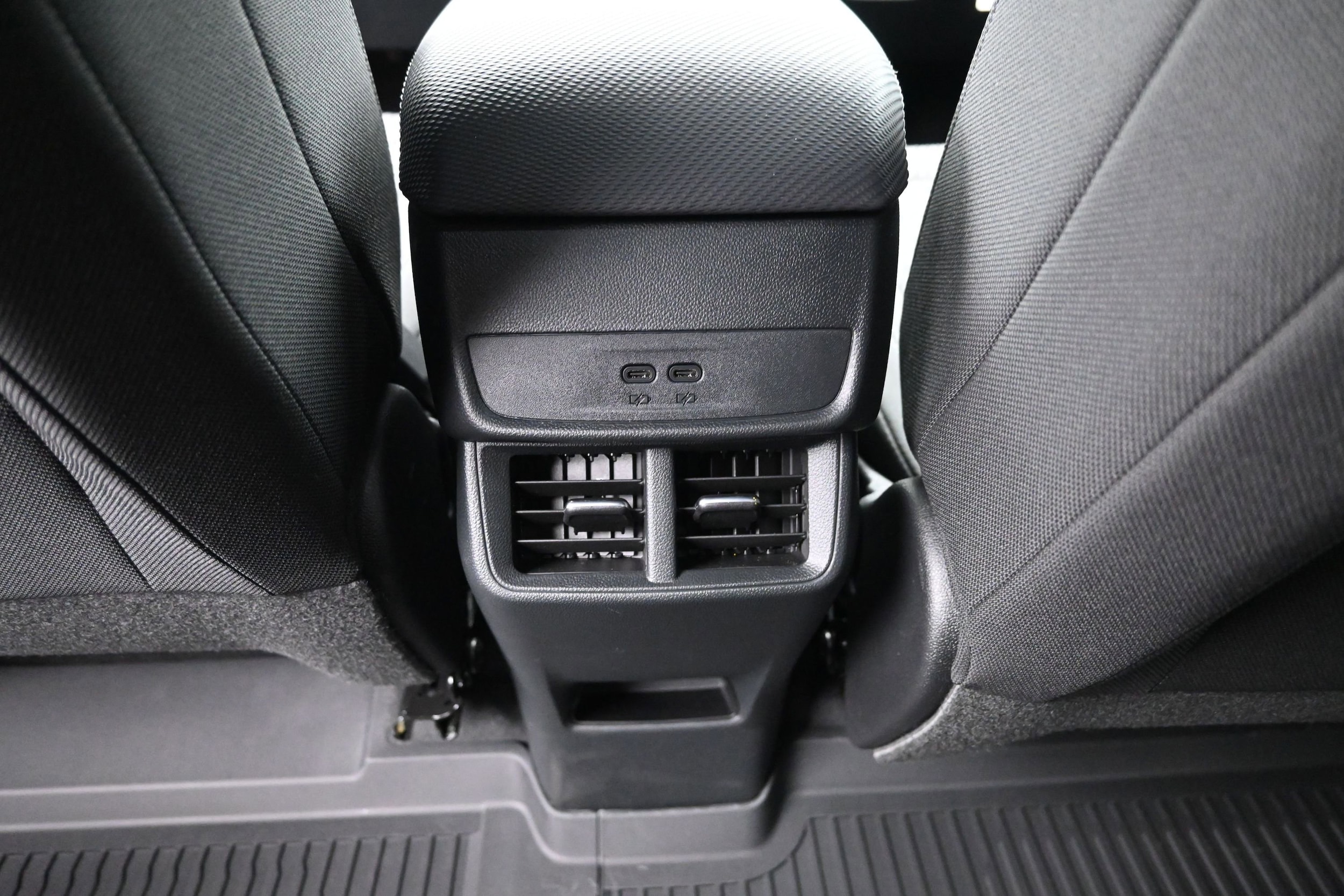 2026 Chevrolet Equinox LT - Photo 46