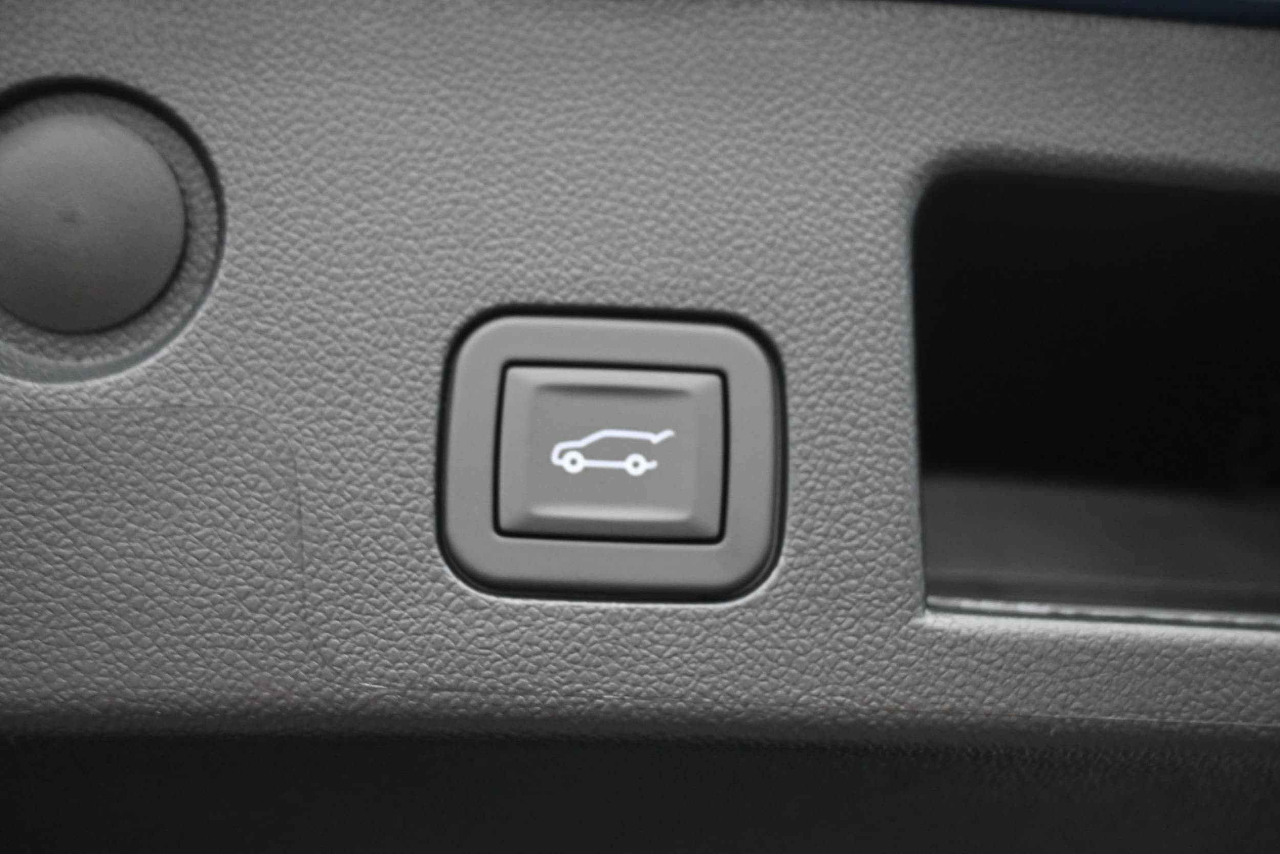 2027 Chevrolet Equinox LT - Photo 52