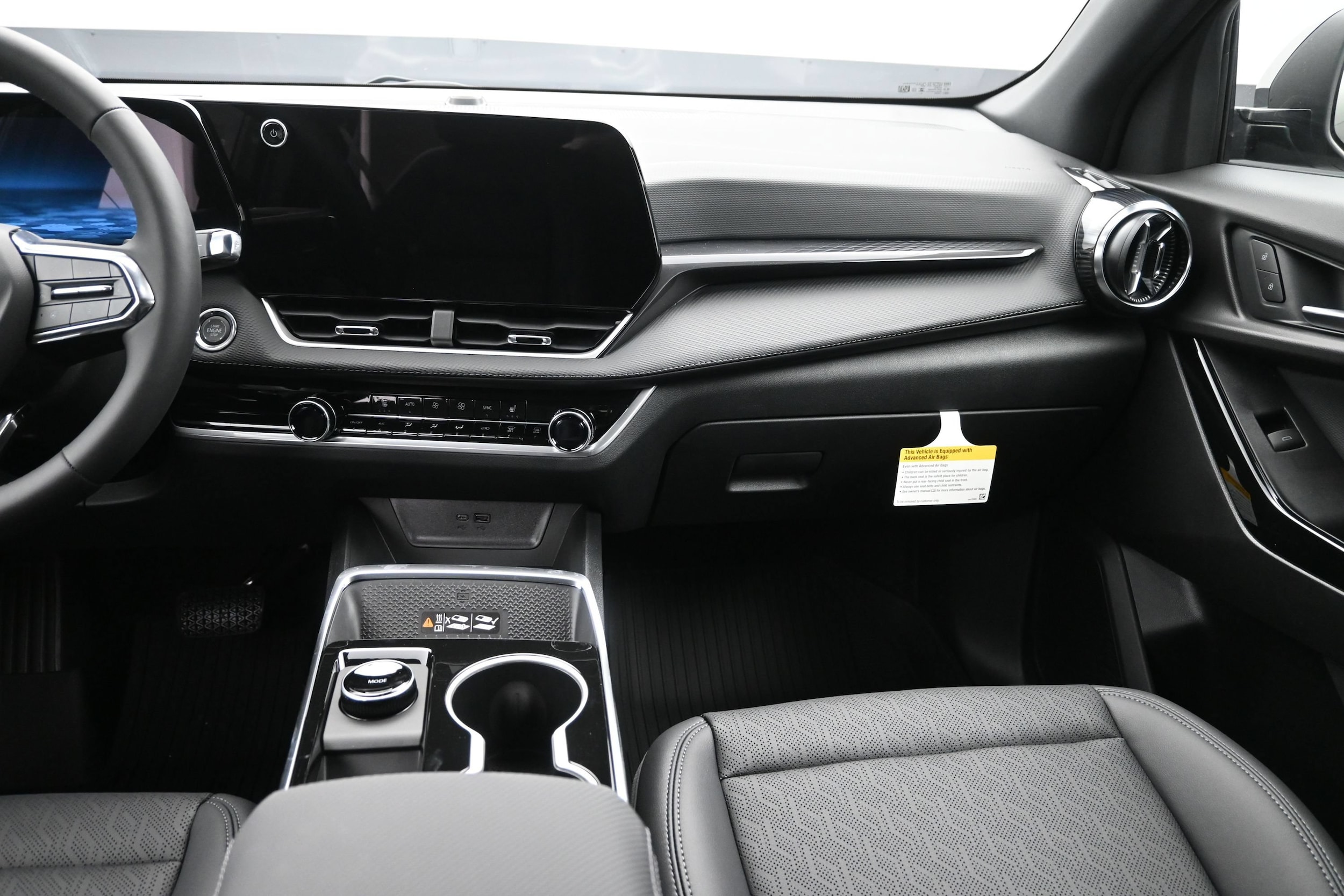 2027 Chevrolet Equinox LT - Photo 18