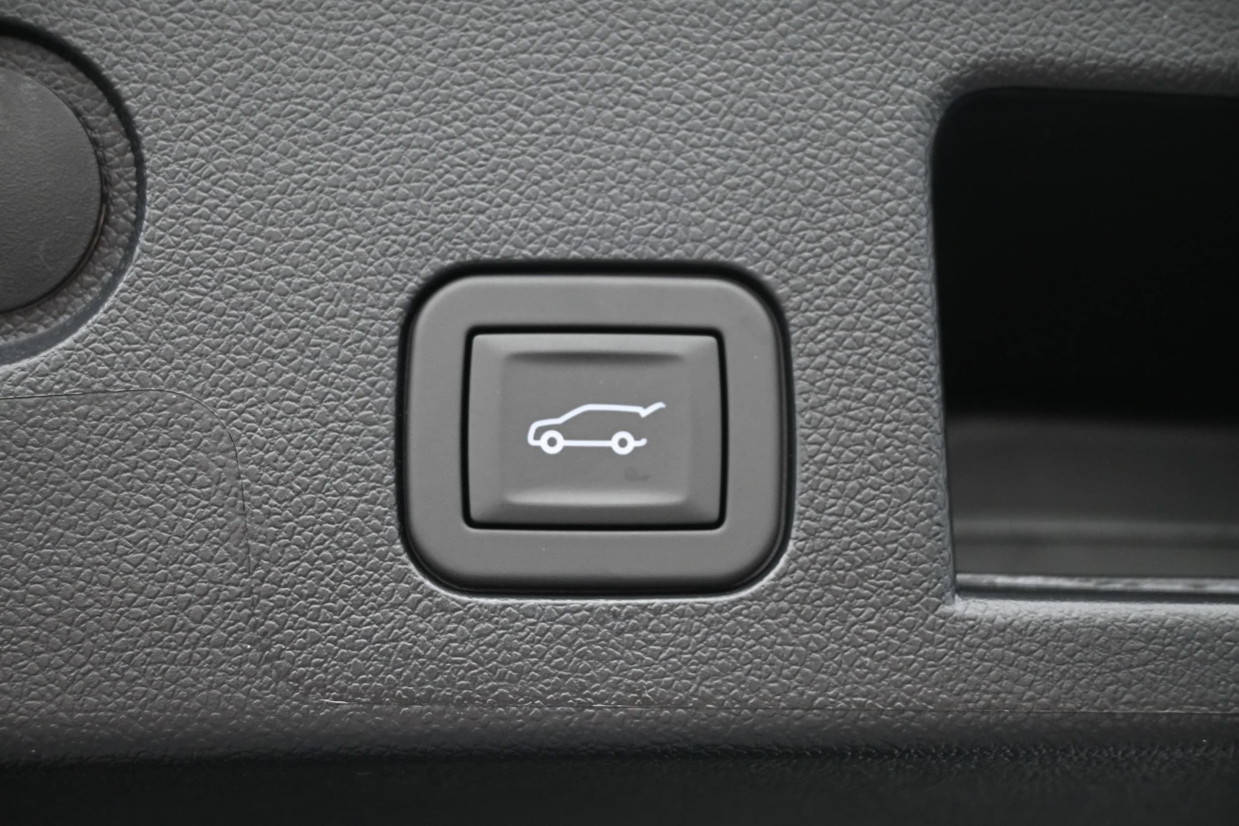 2027 Chevrolet Equinox LT - Photo 51