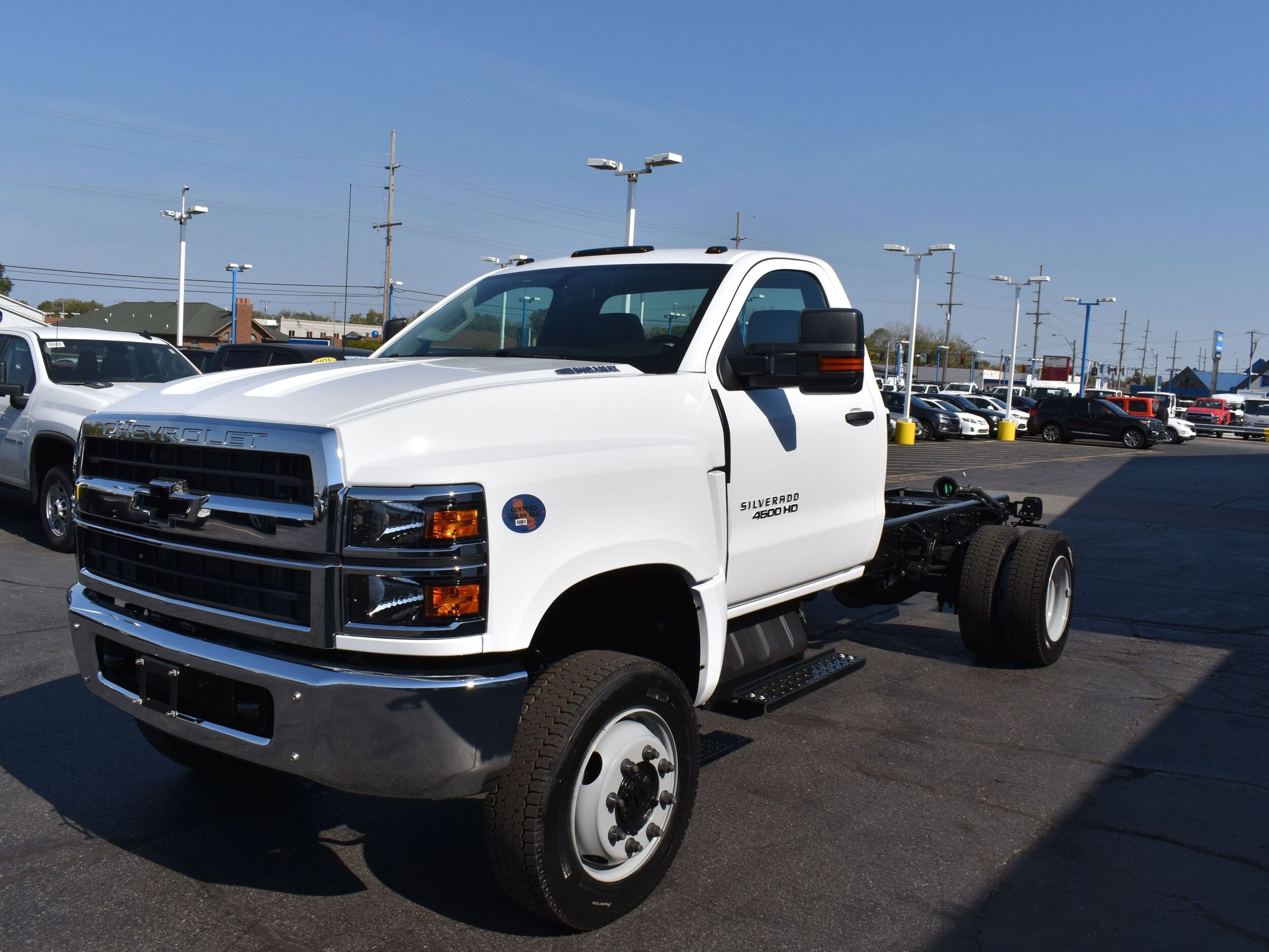 2024 Chevrolet Silverado 4500HD Work Truck photo 3