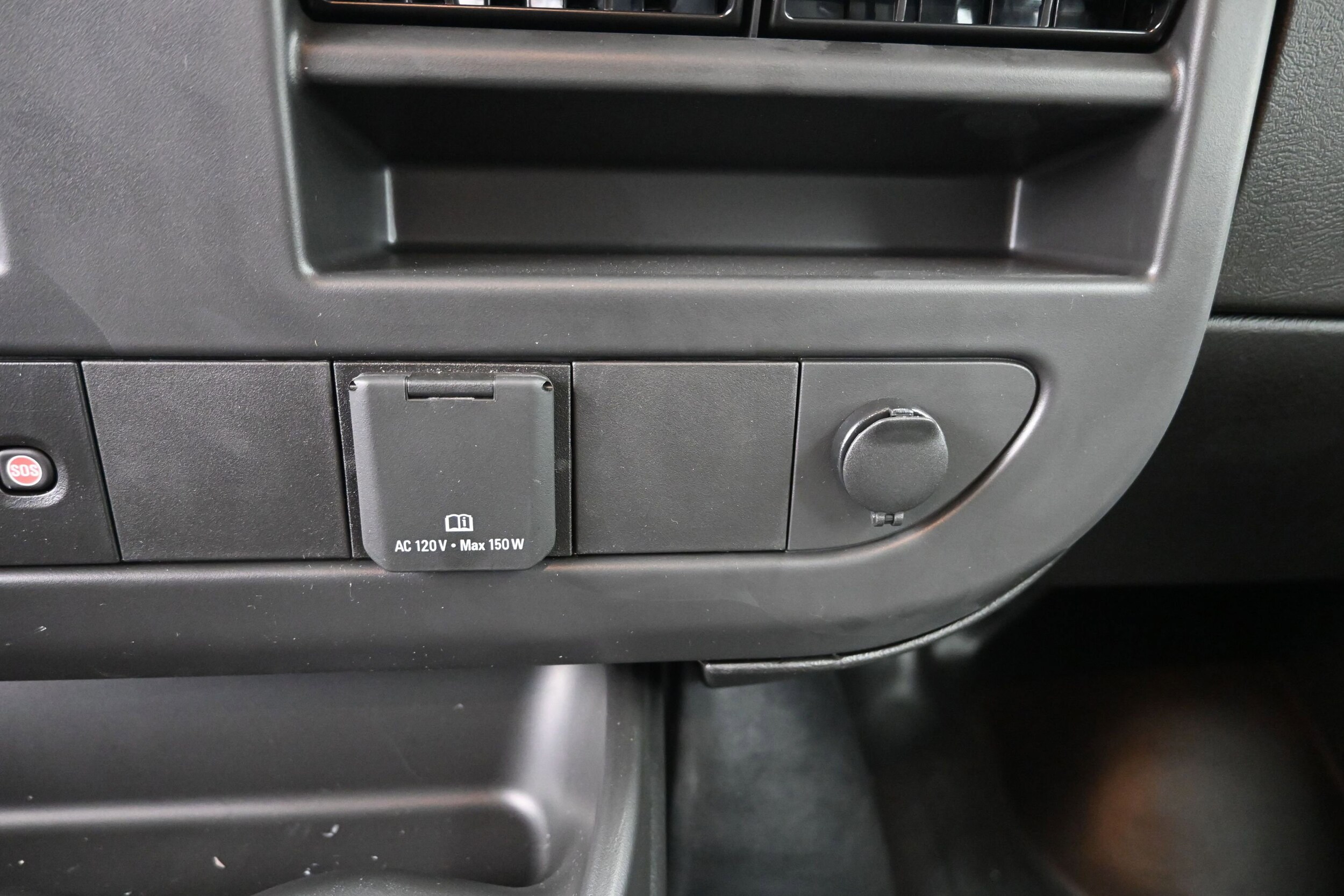 2025 Chevrolet Express Cargo Work Van - Photo 27