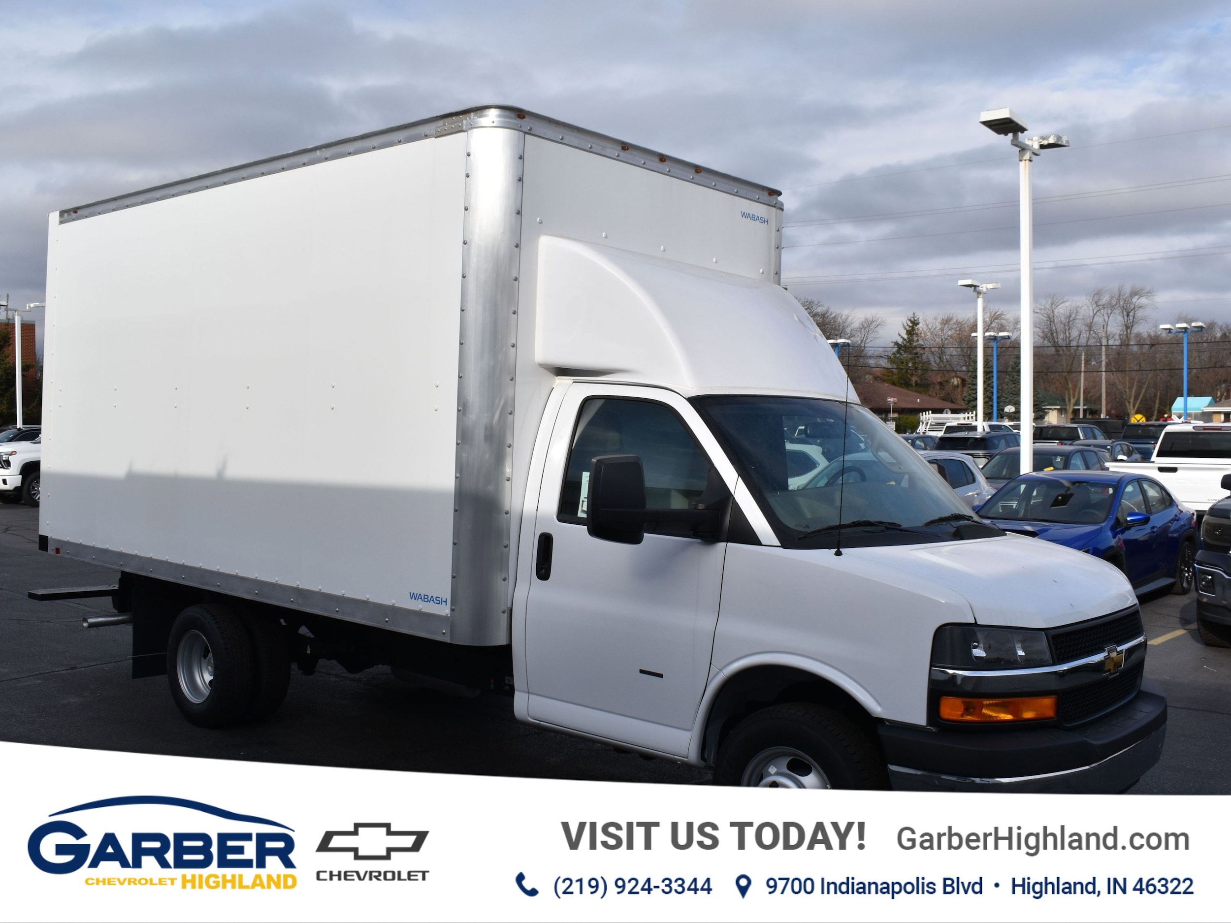 2024 Chevrolet Express Cutaway Base's photo