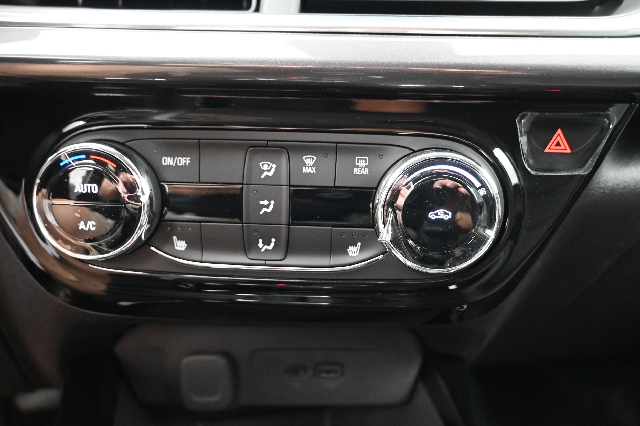 2026 Chevrolet Trax Activ - Photo 38