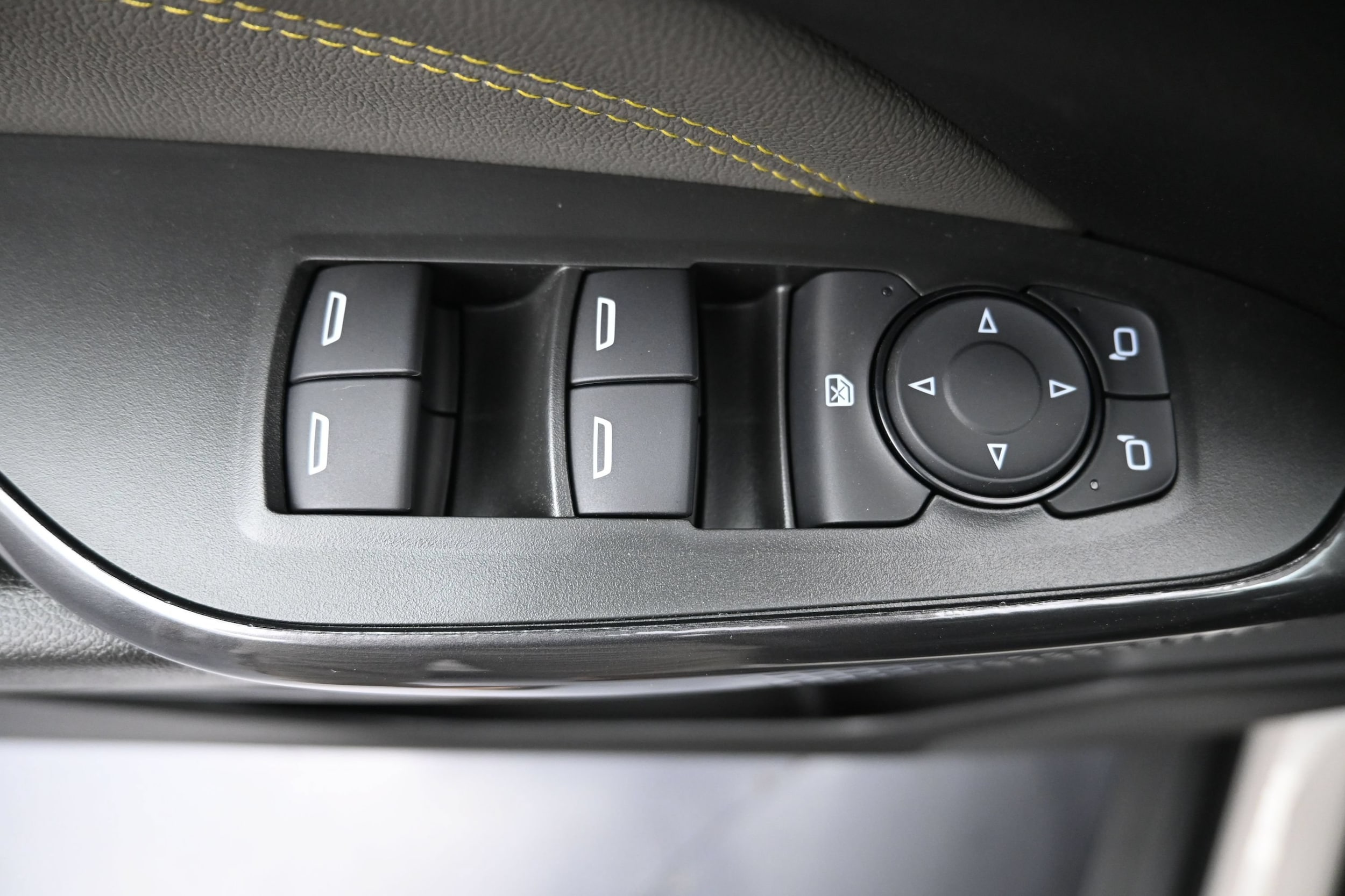 2026 Chevrolet Trax Activ - Photo 25
