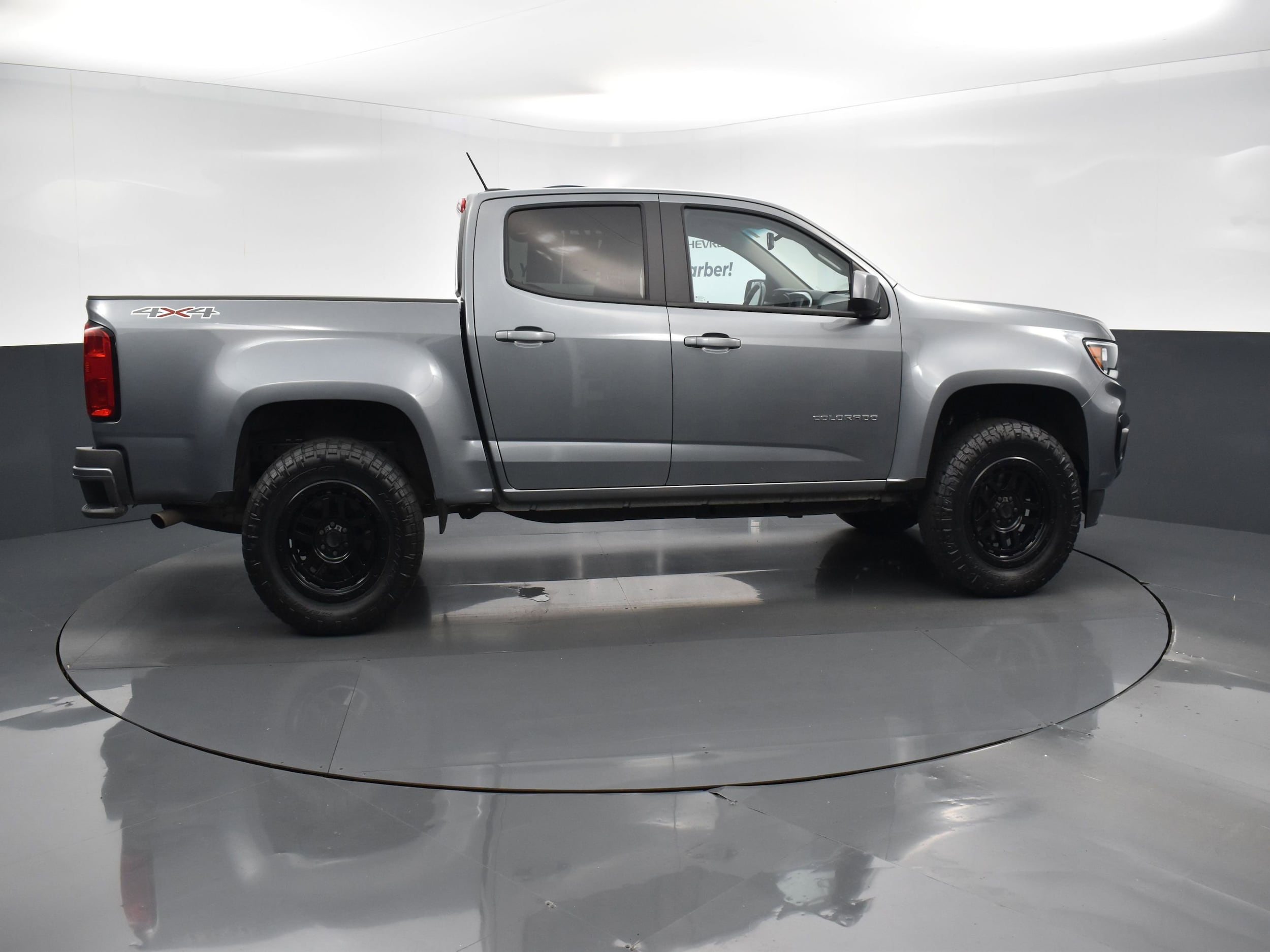 Used 2022 Chevrolet Colorado LT with VIN 1GCGTCEN6N1246645 for sale in Highland, IN