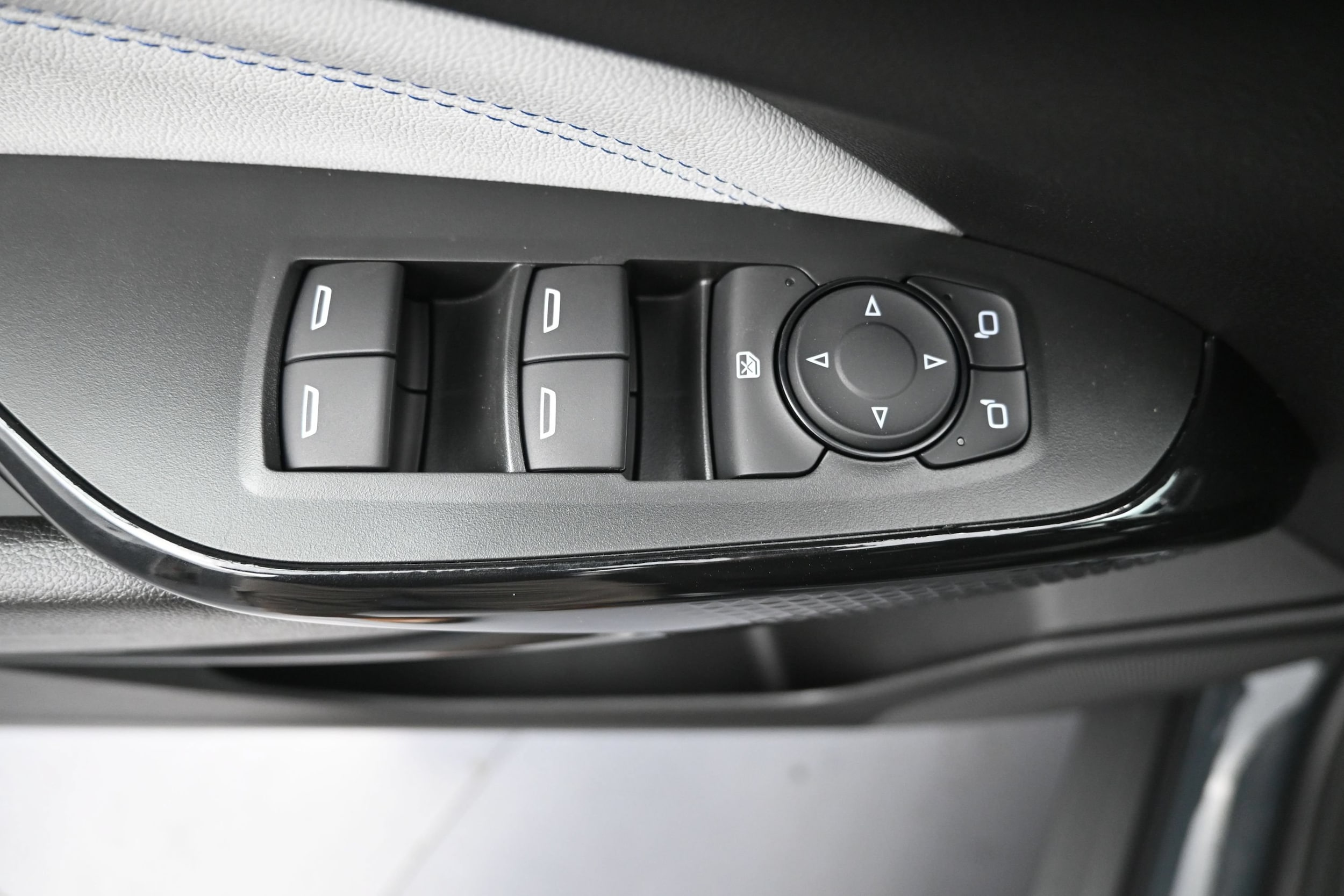 2026 Chevrolet Trax LT - Photo 24