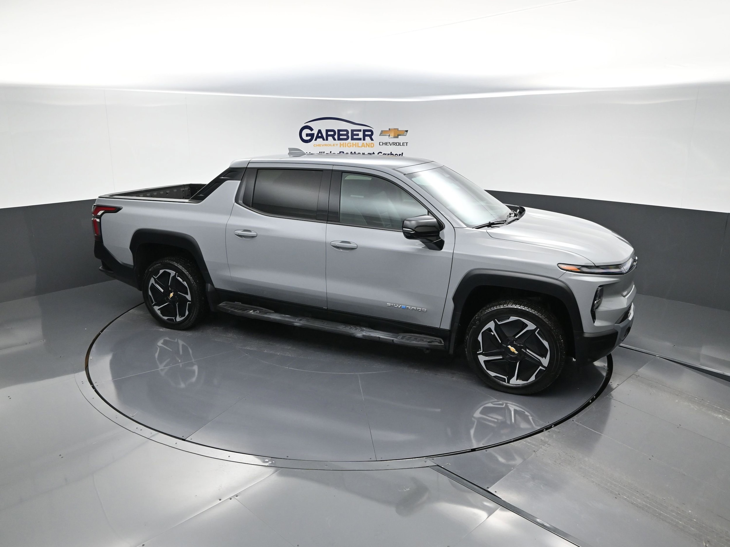2026 Chevrolet Silverado EV LT - Photo 15