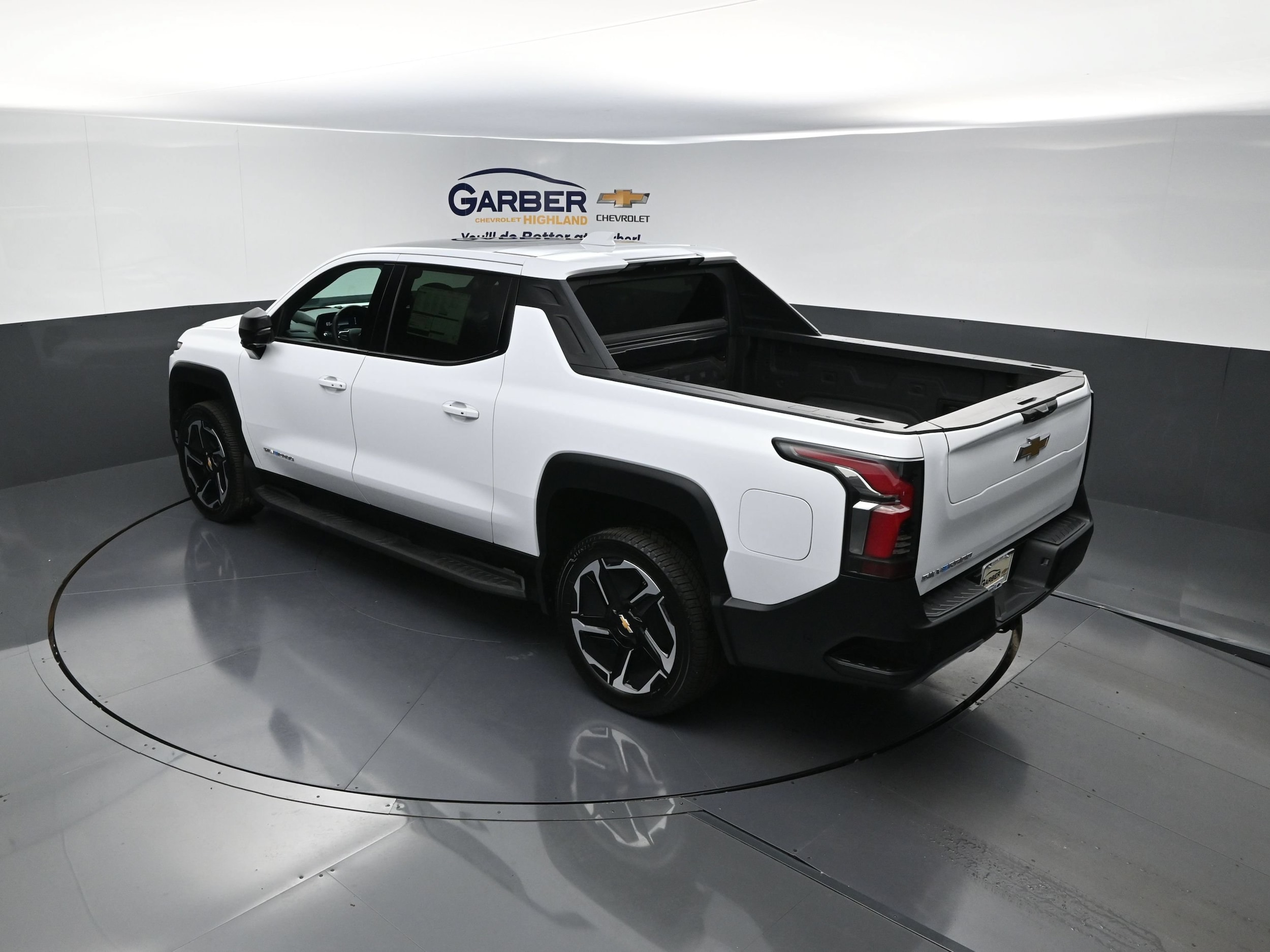 2026 Chevrolet Silverado EV LT - Photo 13