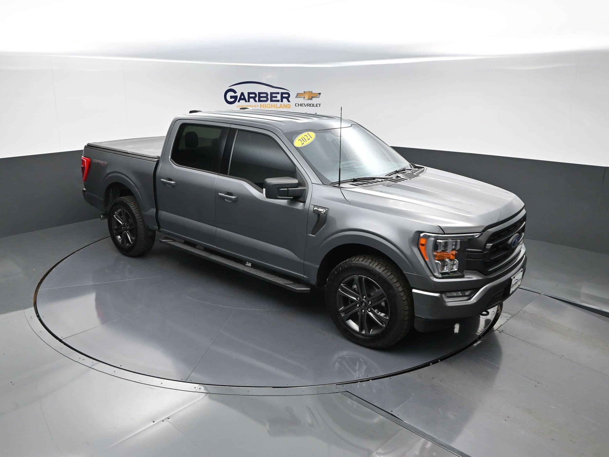 2021 Ford F-150 XLT's photo