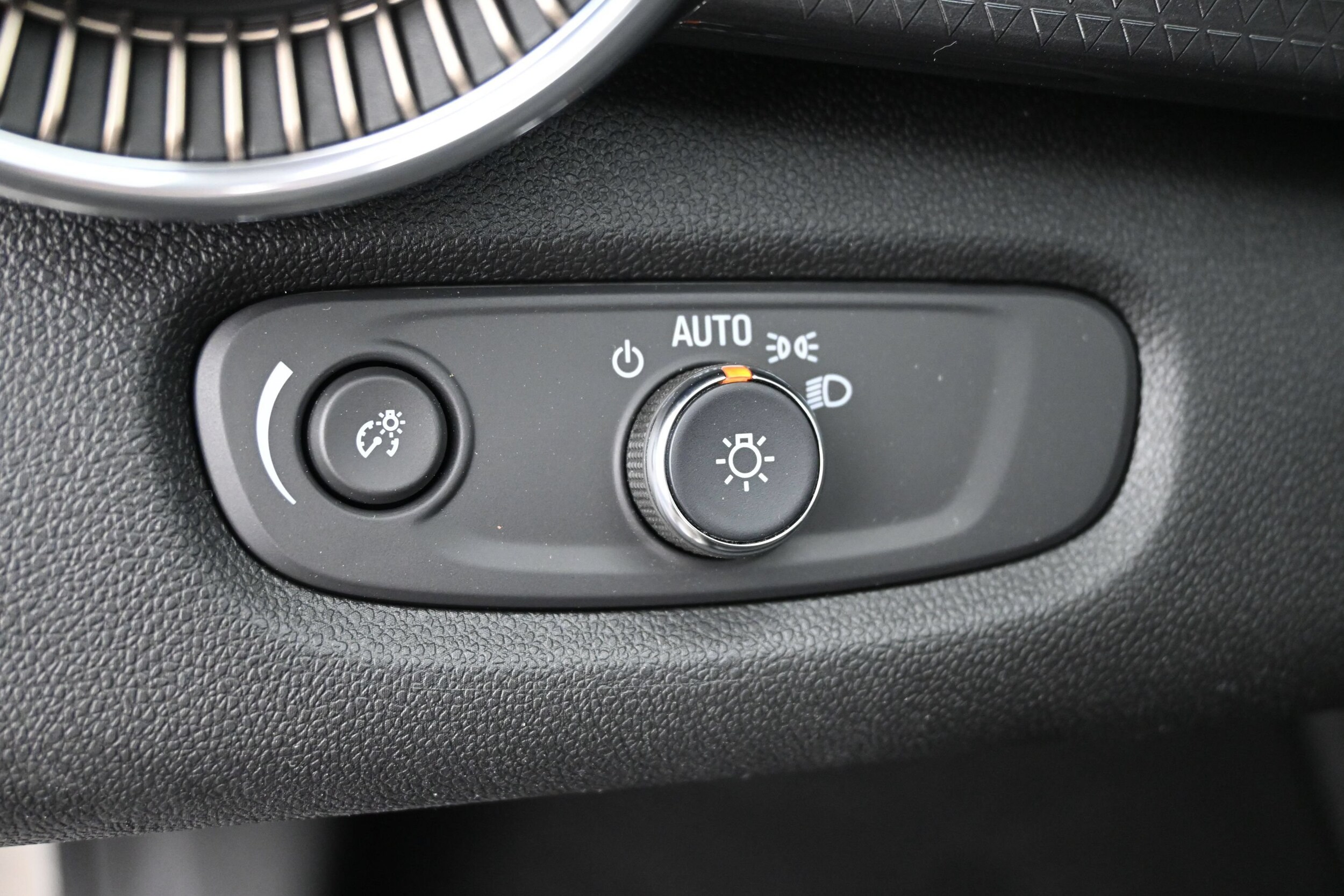 2026 Chevrolet Trax Activ - Photo 26