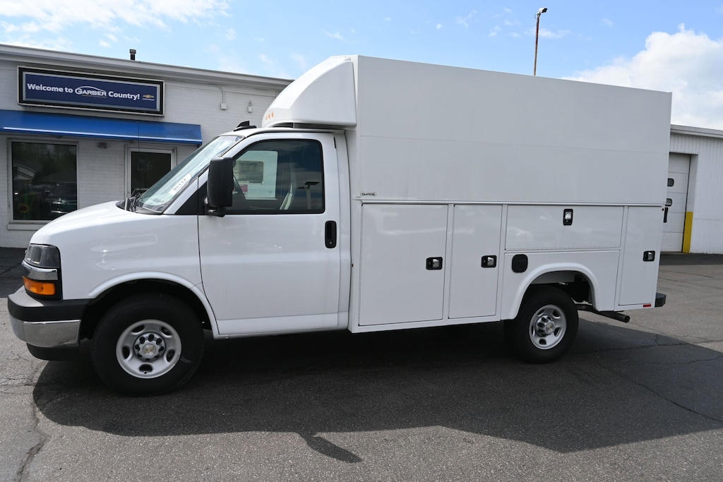 New 2025 Chevrolet Express Cutaway 3500 1WT Cutaway Van