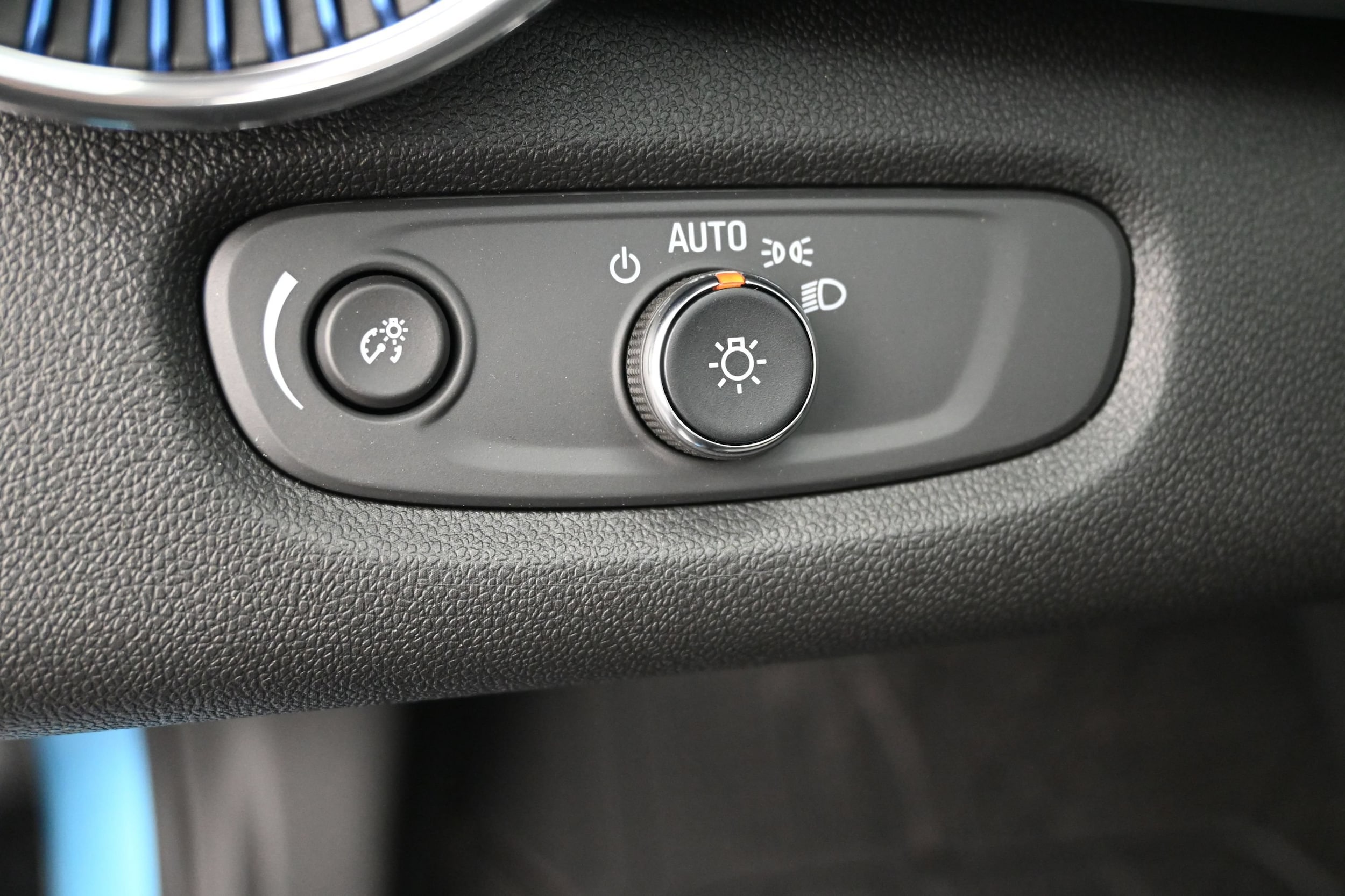 2026 Chevrolet Trax LT - Photo 25