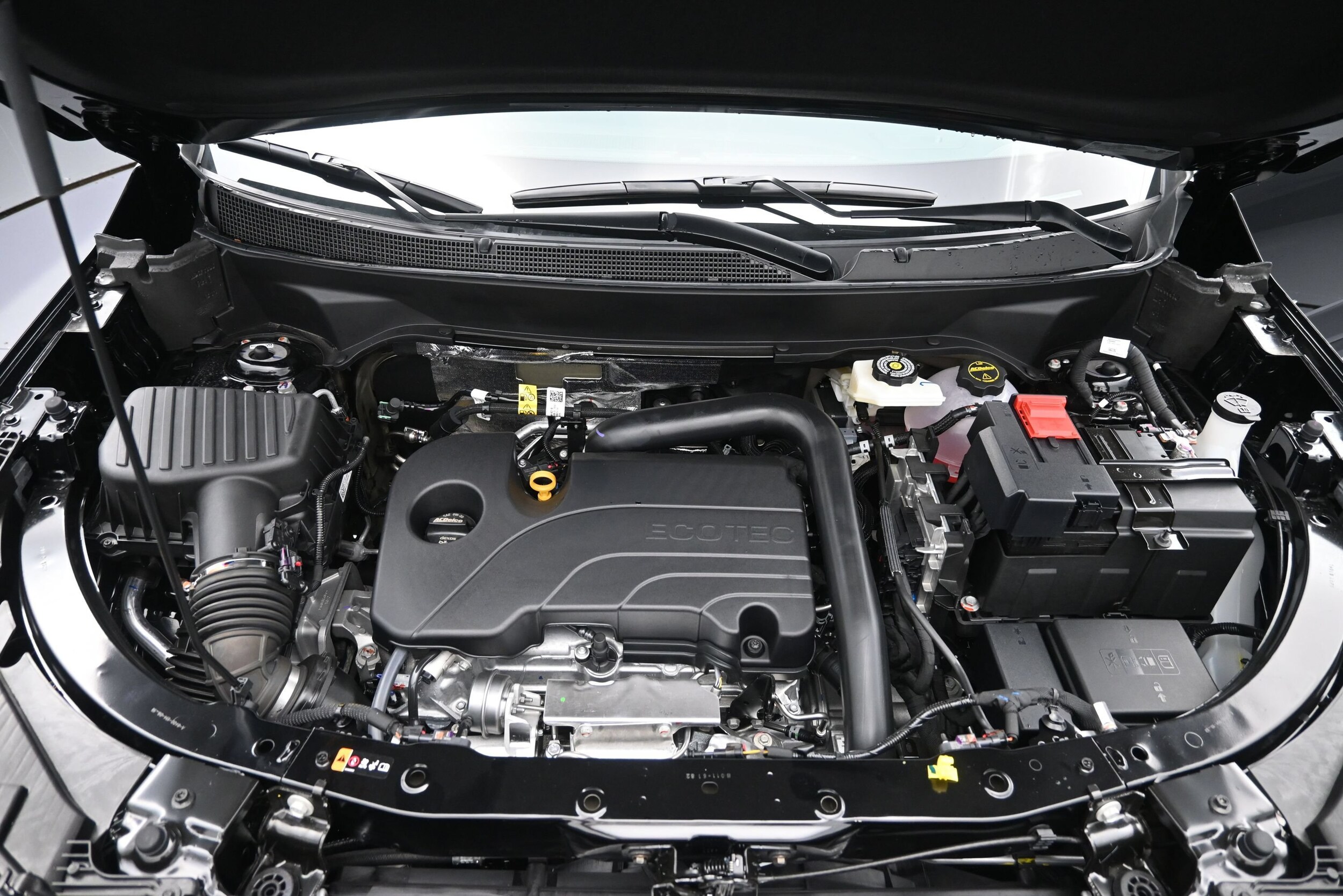 2027 Chevrolet Equinox LT - Photo 54
