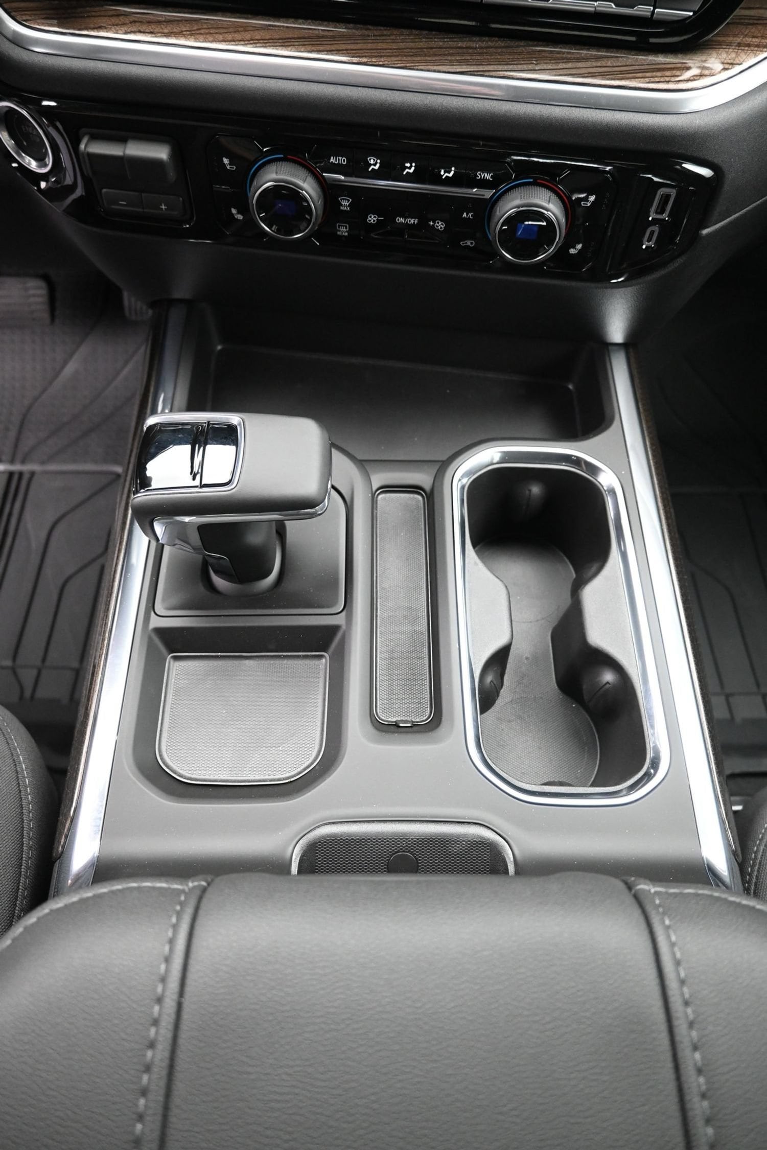 2026 Chevrolet Silverado 1500 RST - Photo 46