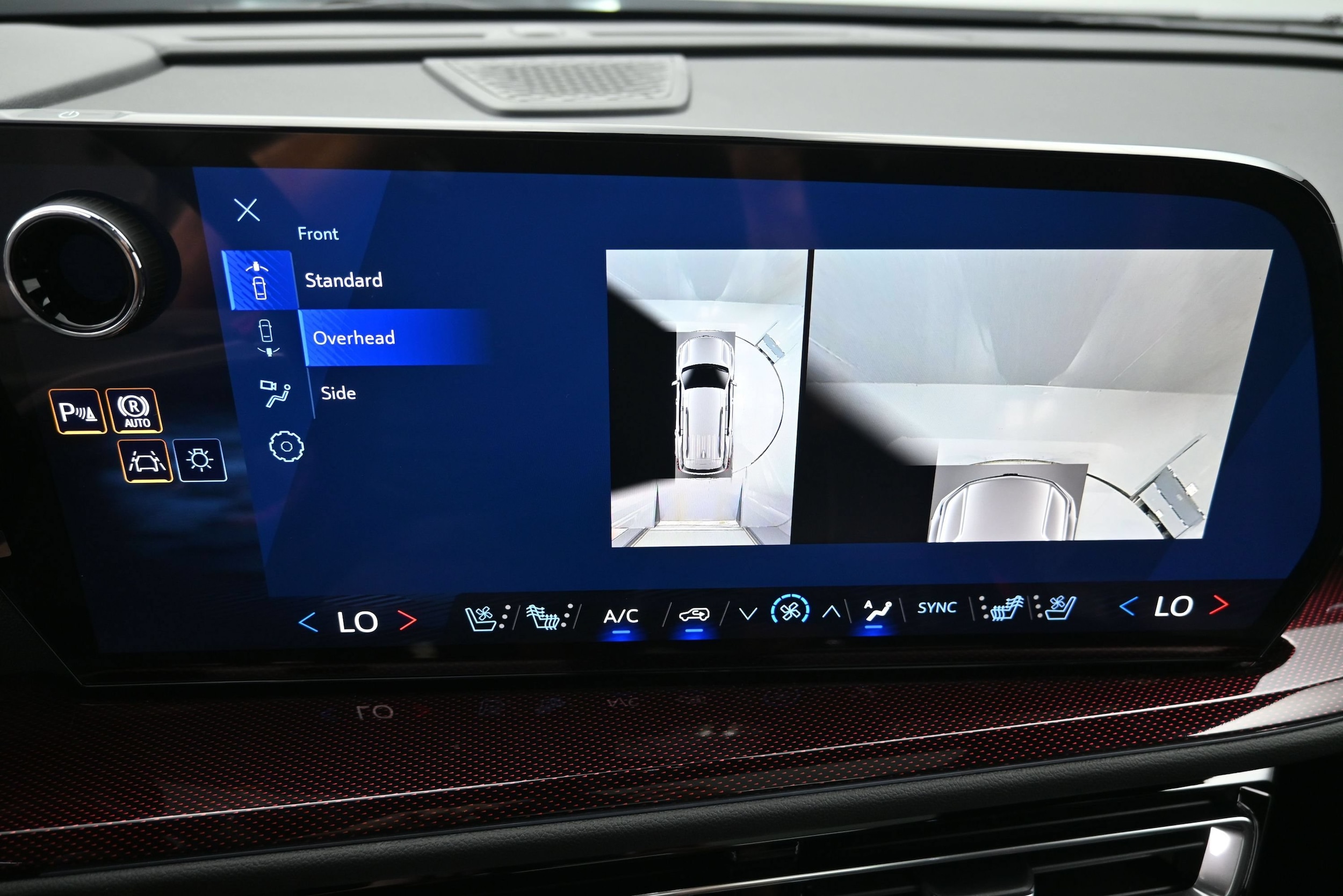 2027 Chevrolet Traverse RS - Photo 44