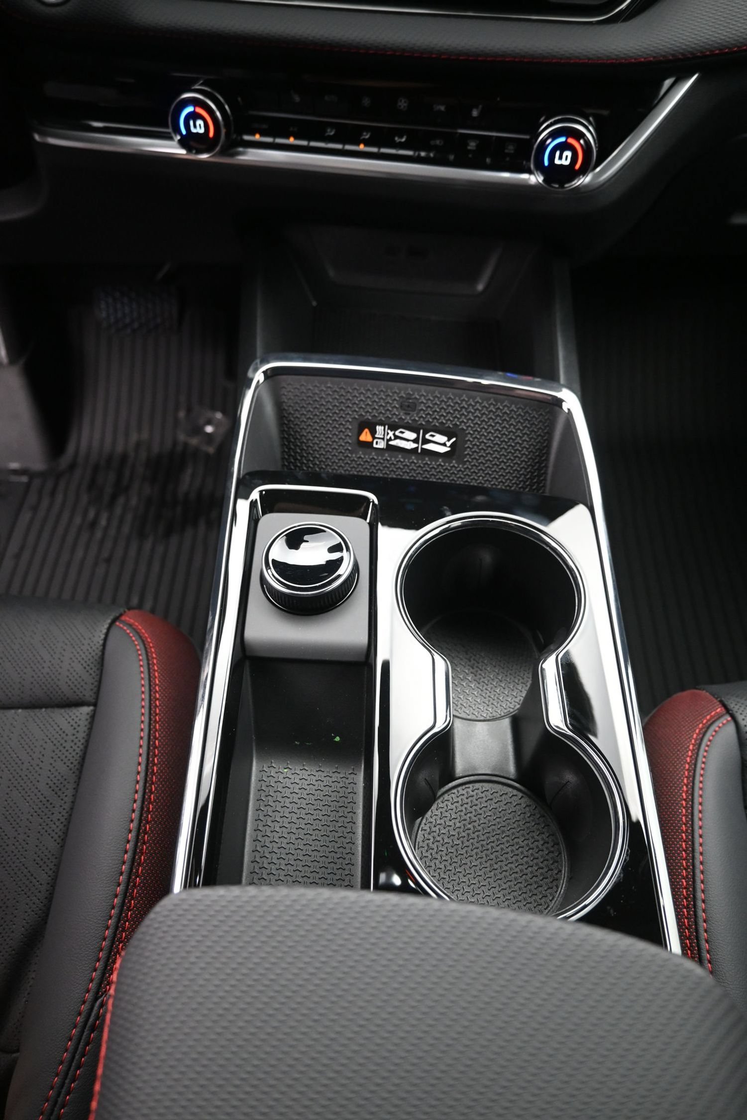 2027 Chevrolet Equinox RS - Photo 44