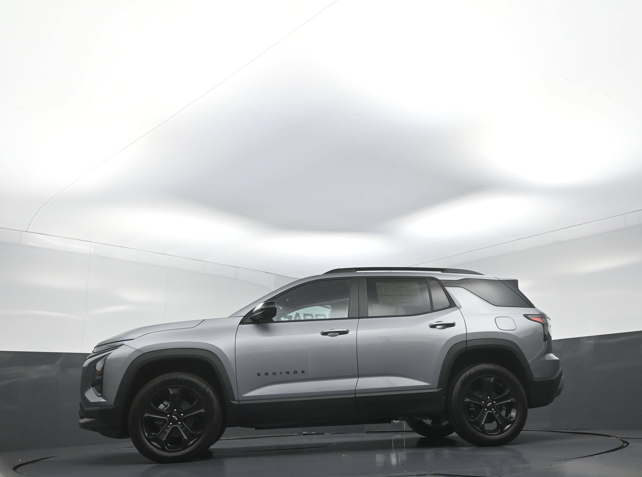2027 Chevrolet Equinox LT - Photo 10