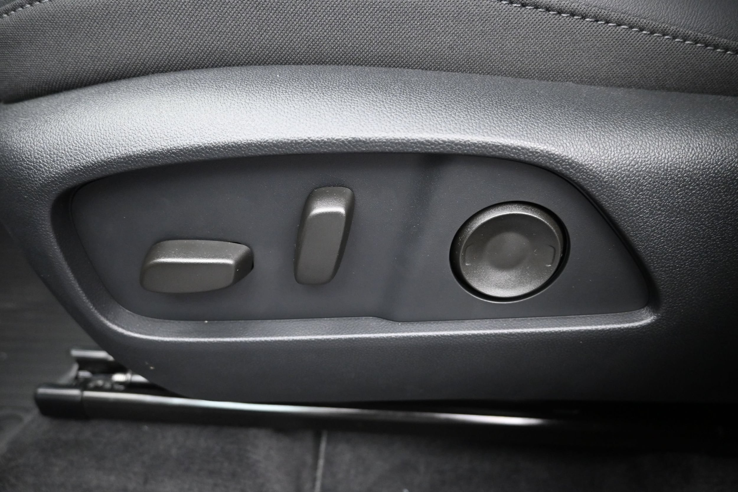 2027 Chevrolet Equinox LT - Photo 21